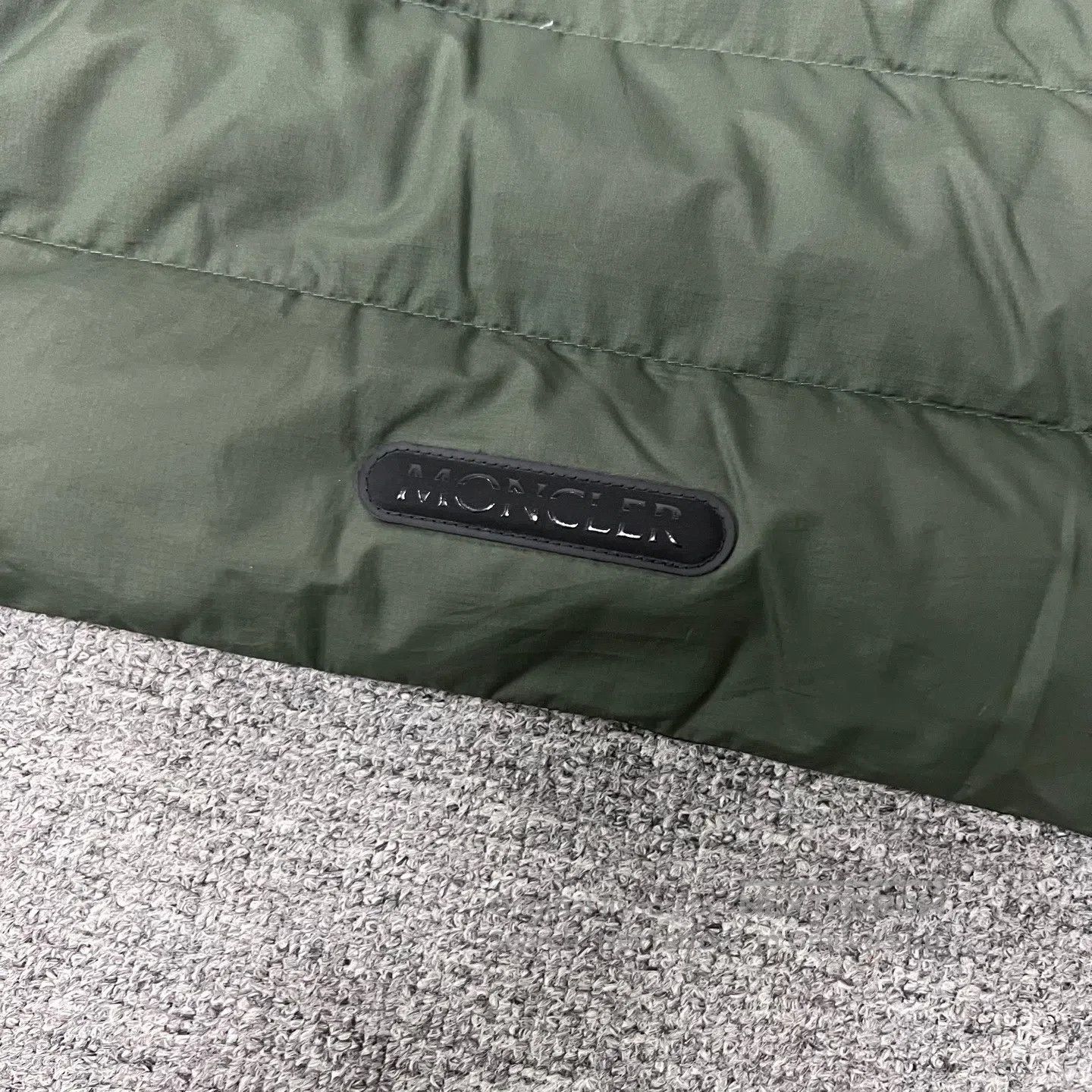 Moncler Moncler hadar bid rigging logo Capuche down jacket| Size US L / EU 52-54 / 3 - 6 Thumbnail