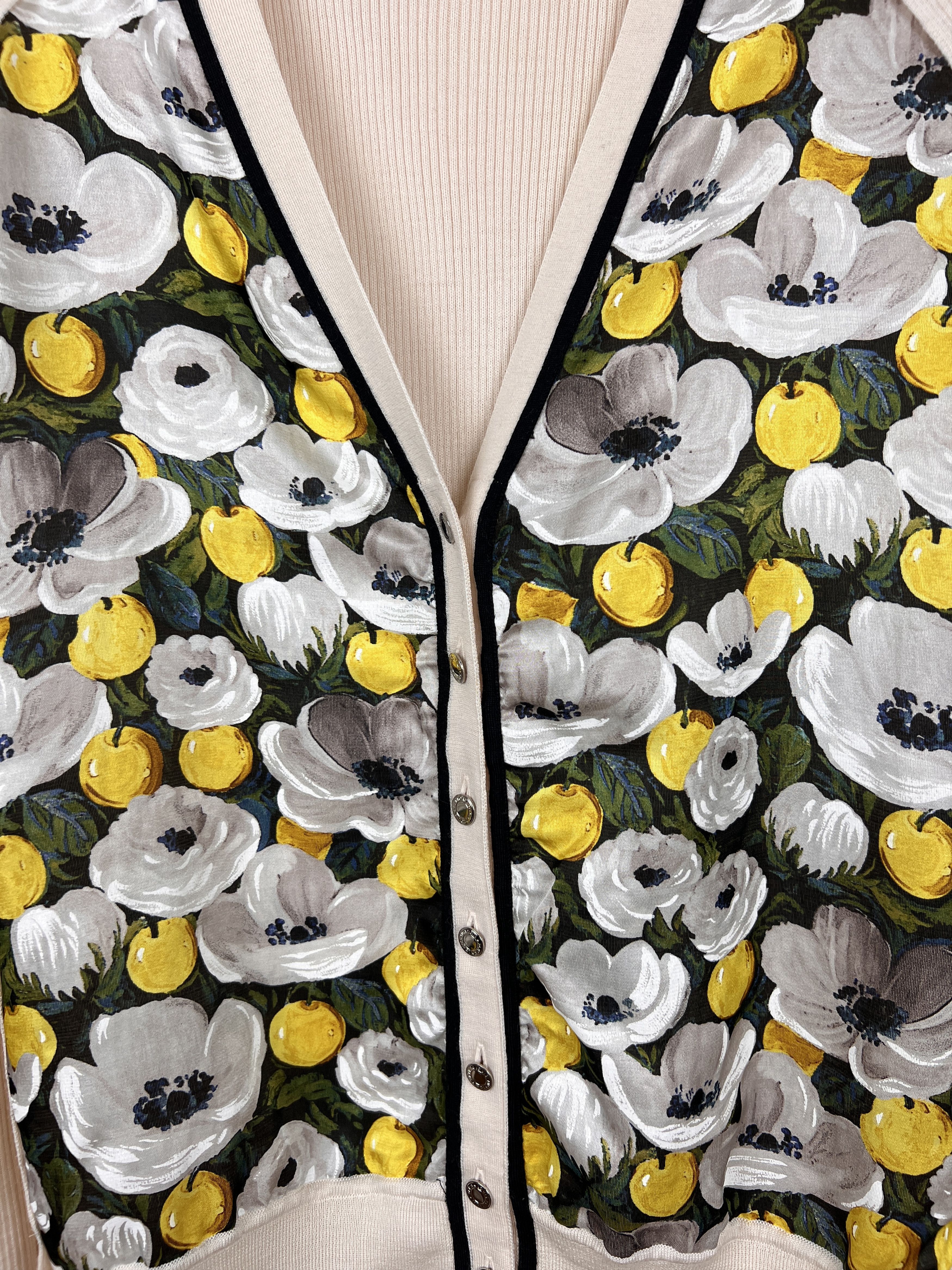 Louis Vuitton Louis Vuitton Floral Print Women`s Top Cardigan Wool Silk Size XS / US 0-2 / IT 36-38 - 2 Thumbnail