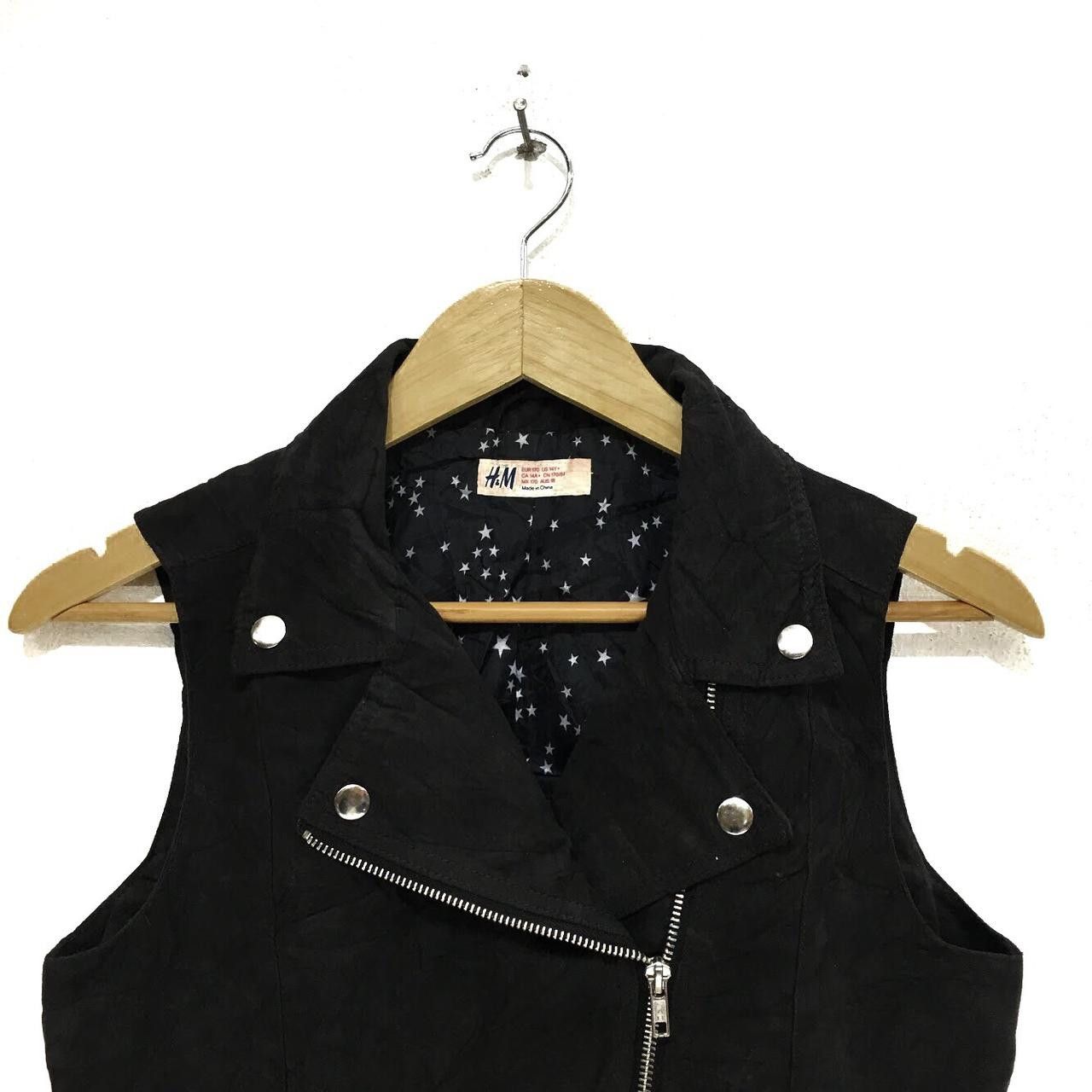 H&M H&M Star Logo Running Gym Active Black Vest Jacket Size S / US 4 / IT 40 - 2 Thumbnail