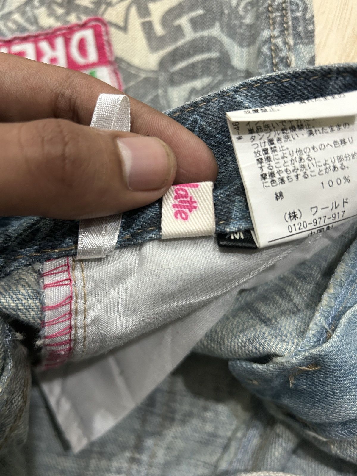 Japanese Brand Vintage Pink Latte Full Printed Jeans Size US 30 / EU 46 - 12 Thumbnail