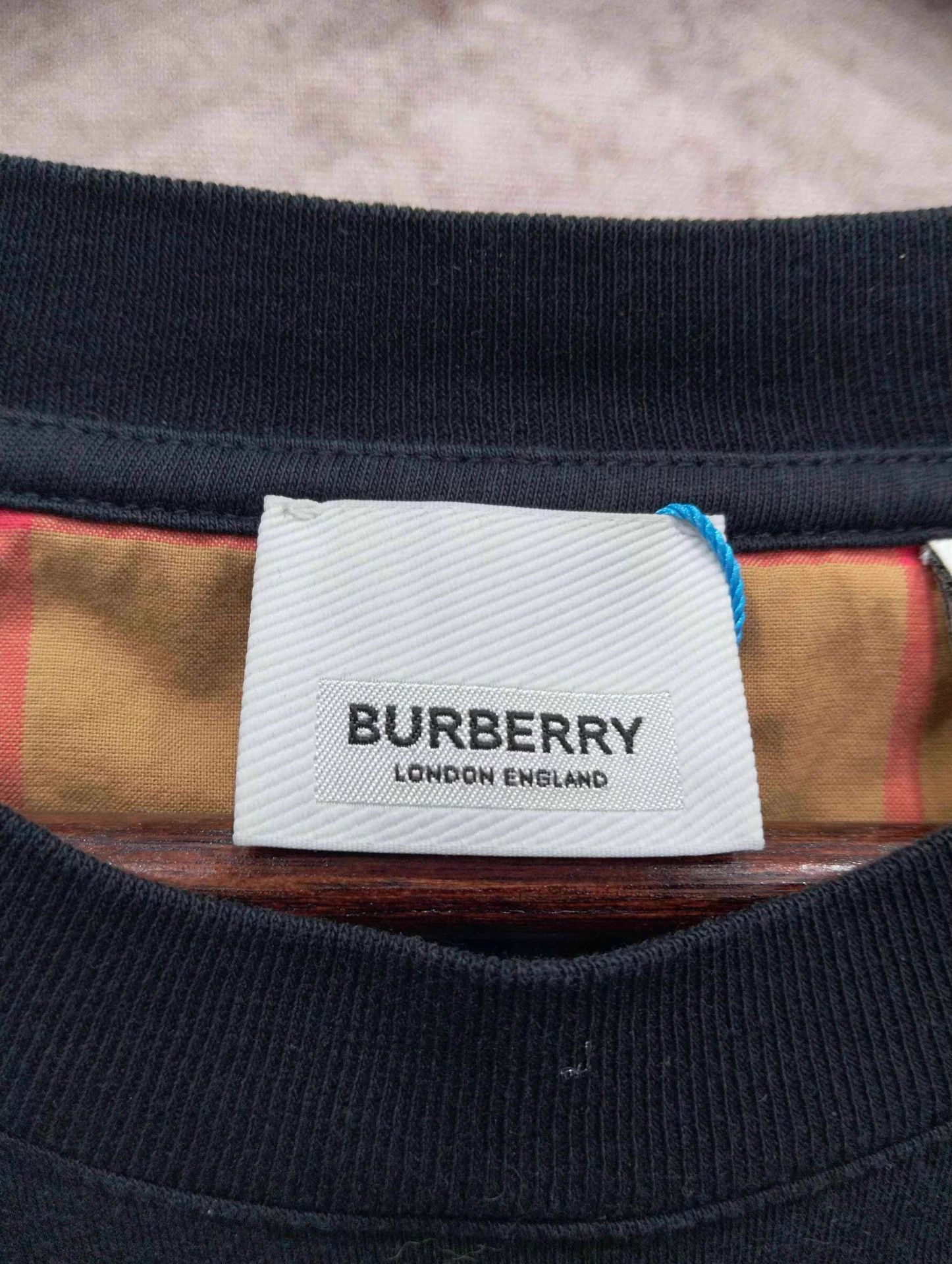 Burberry BURBERRY T-shirt M Size M / US 6-8 / IT 42-44 - 3 Thumbnail
