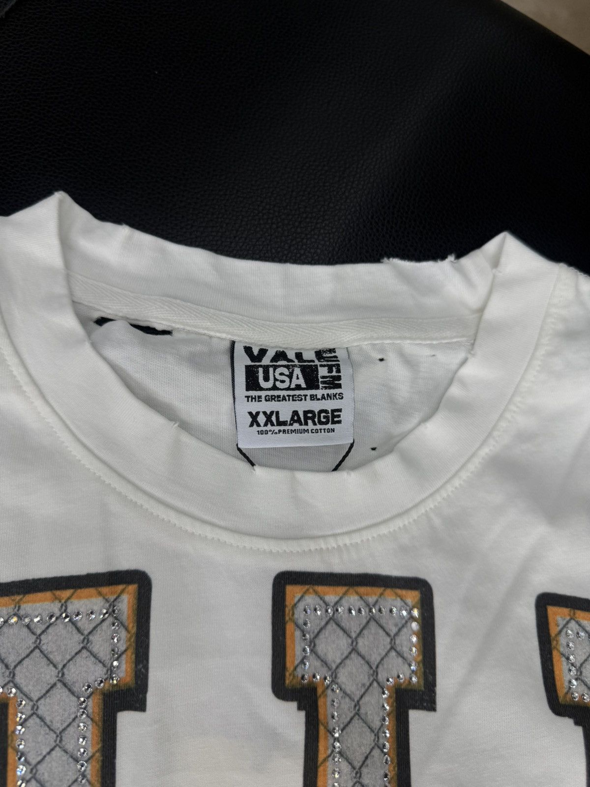 Vale Valley Stone BullDog Tee Shirt Shiny Size XXL (NEW) Size US XXL / EU 58 / 5 - 7 Thumbnail