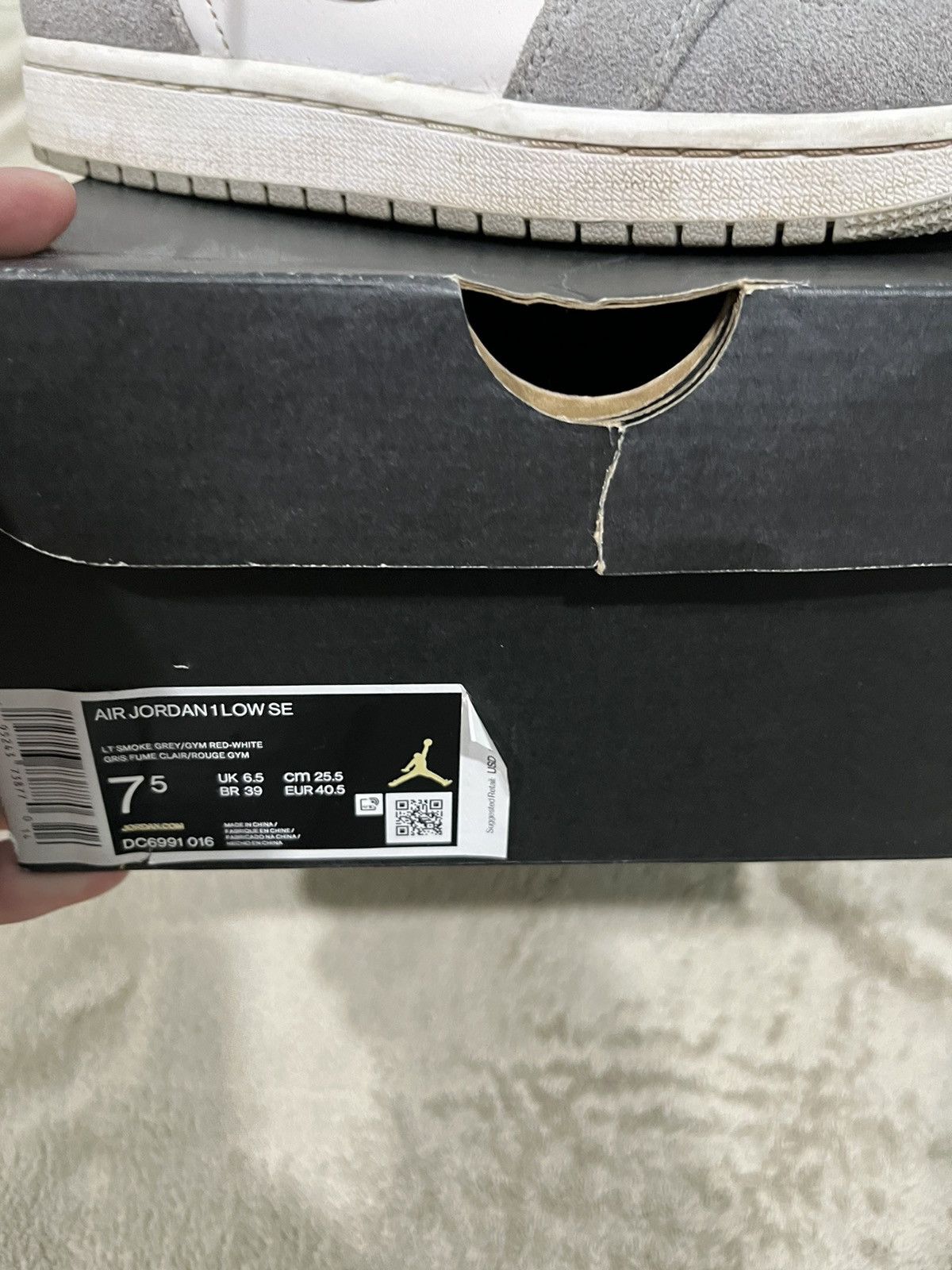 Jordan Brand White/Gray/Red Jordan 1 Low SE Size US 7.5 / EU 40-41 - 8 Thumbnail