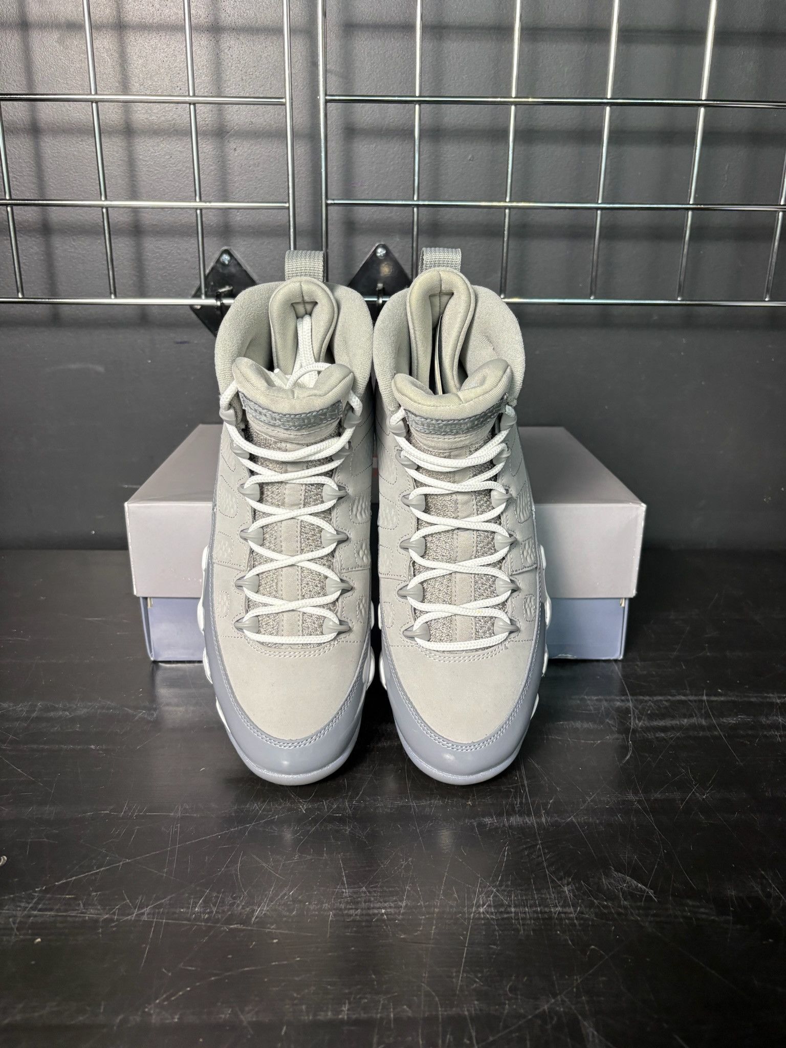 Jordan Brand Air Jordan 9 Retro "Cool Grey" (2025) - Size 8 Size US 8 / EU 41 - 3 Thumbnail