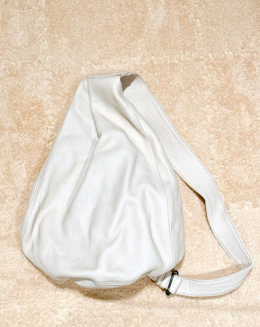 Leather Y bag