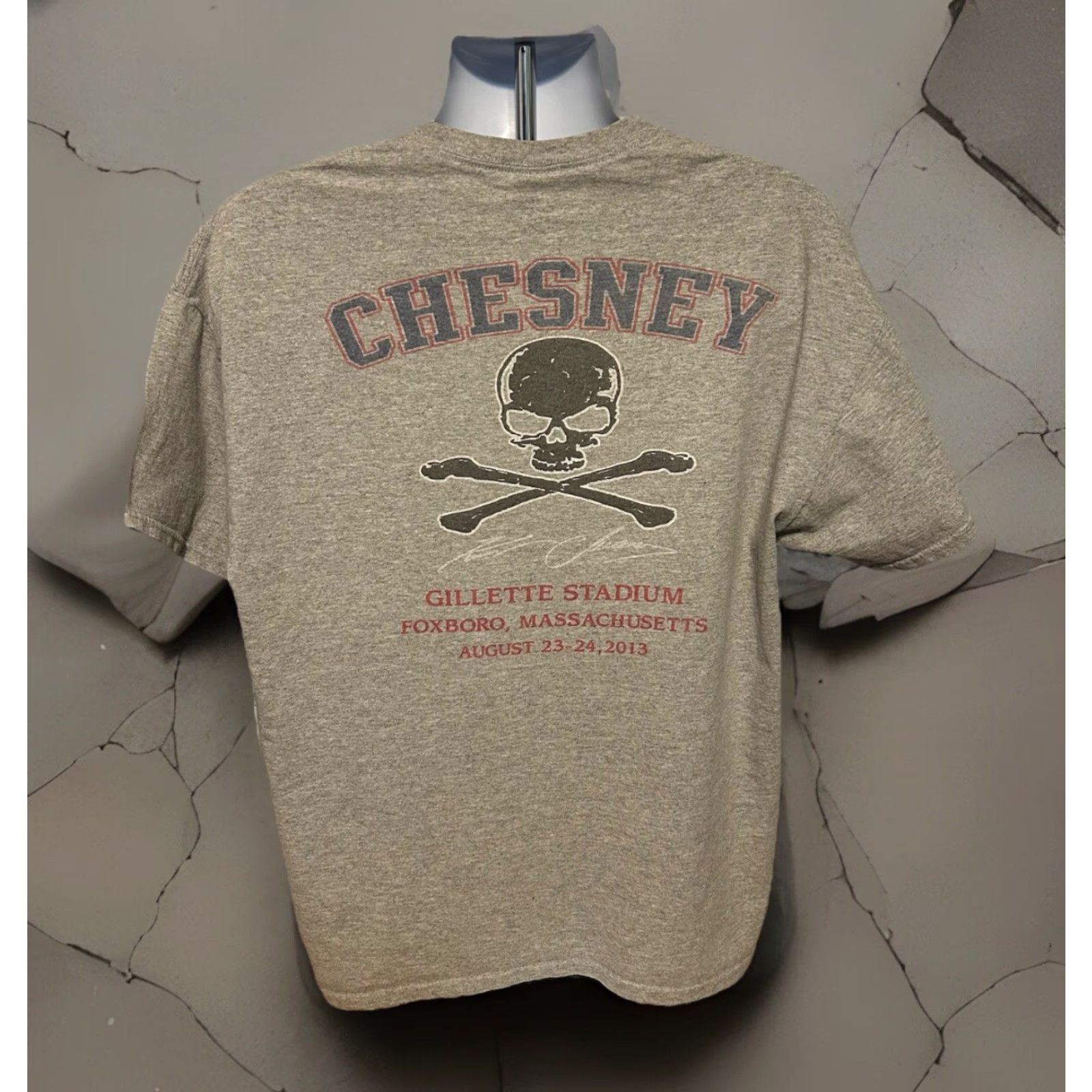 Gildan Kenny Chesney No Shoes Nation Tour 2013 Shirt Men XL Heather Gray Short Sleeves Size US XL / EU 56 / 4 - 4 Thumbnail