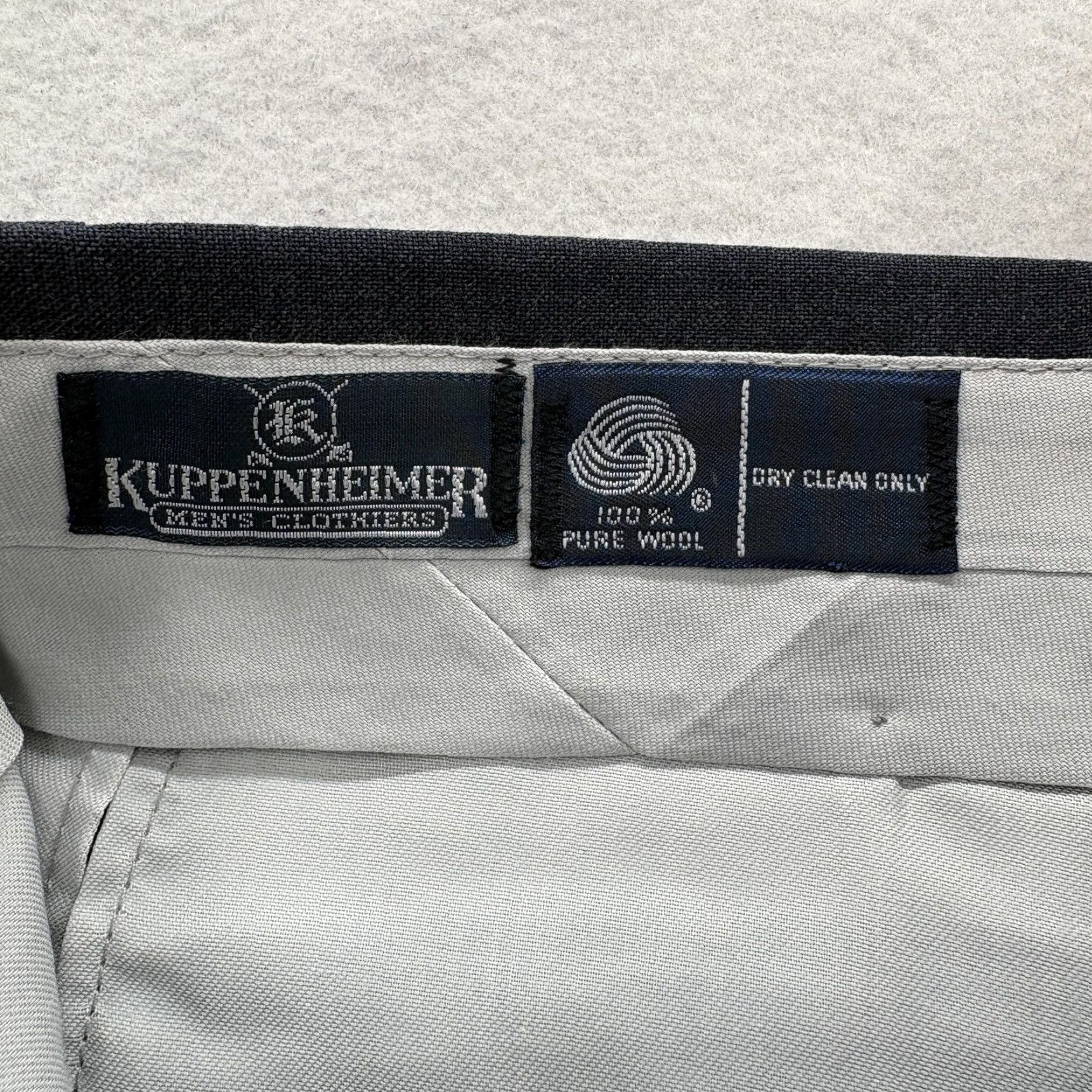Vintage VINTAGE Kuppenheimer Dress Pants Mens 38x28 Gray Wool Flat Front Regular Fit 90s Mens Clothing Pants Wool Gray Flat Front Regular 90s Size US 36 / EU 52 - 3 Thumbnail