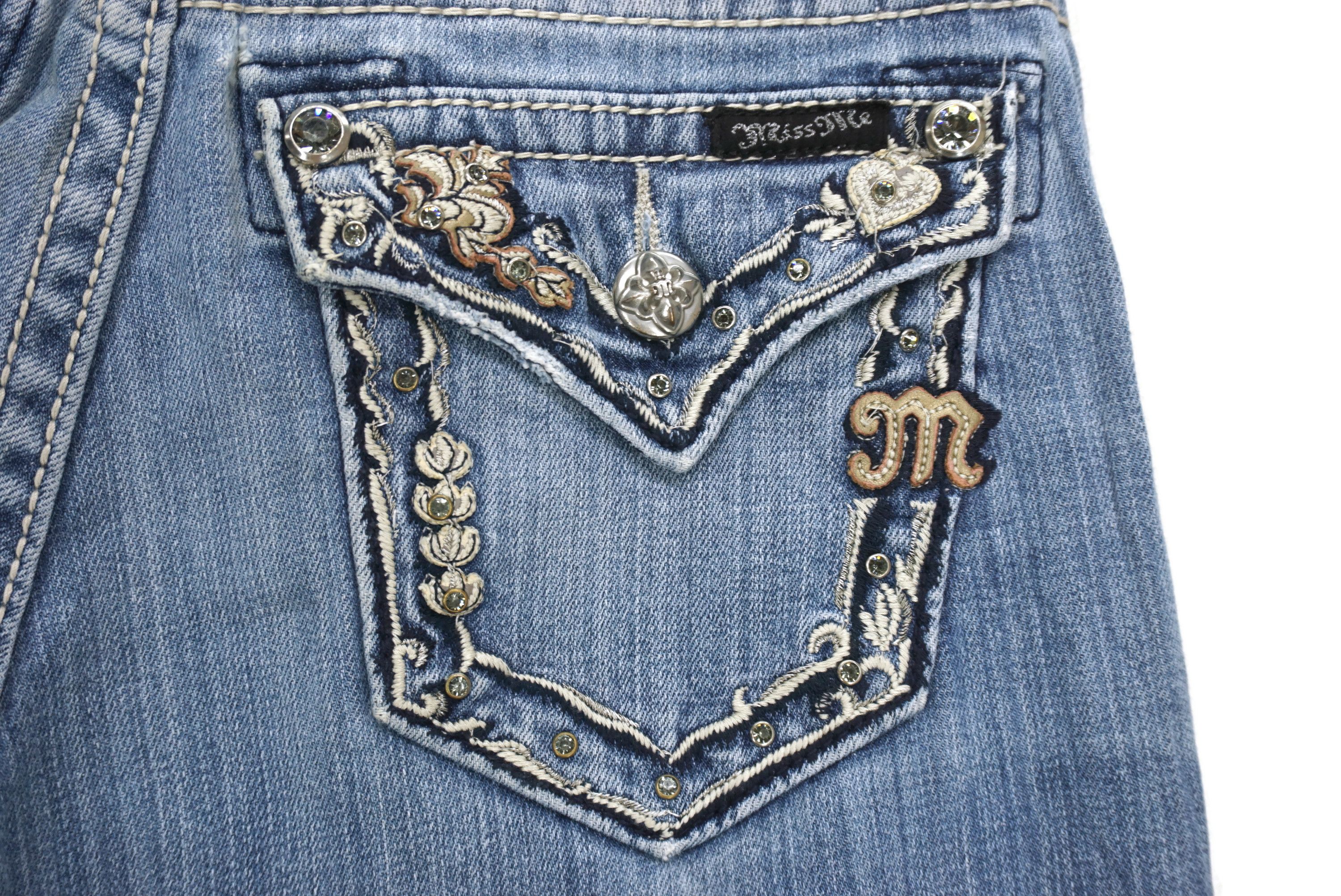 Miss Me Boyfriend Jeans Size 24 fits W29 L25 Studded Cropped Denim Size 24" / US 00 / IT 34 - 7 Thumbnail