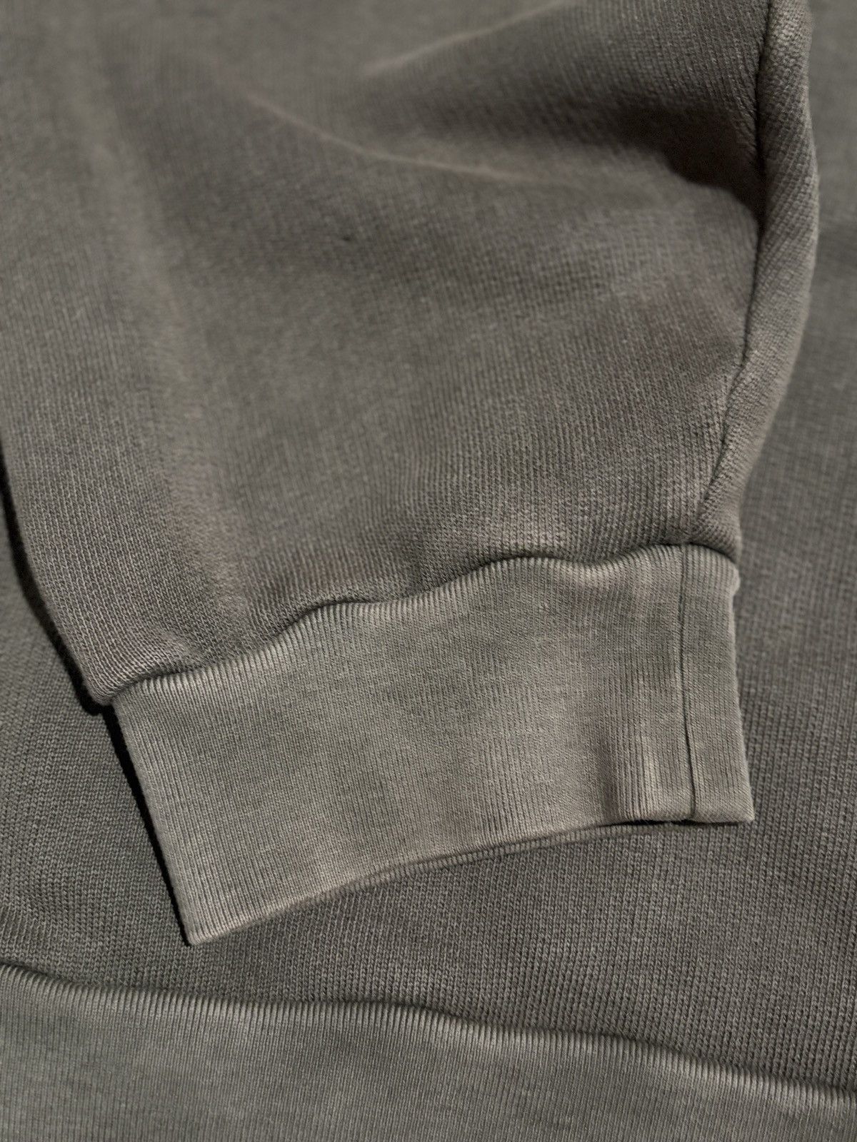 Acne Studios Acne Studios Brown Logo Patch Sweatshirt Crewneck Size US M / EU 48-50 / 2 - 10 Thumbnail
