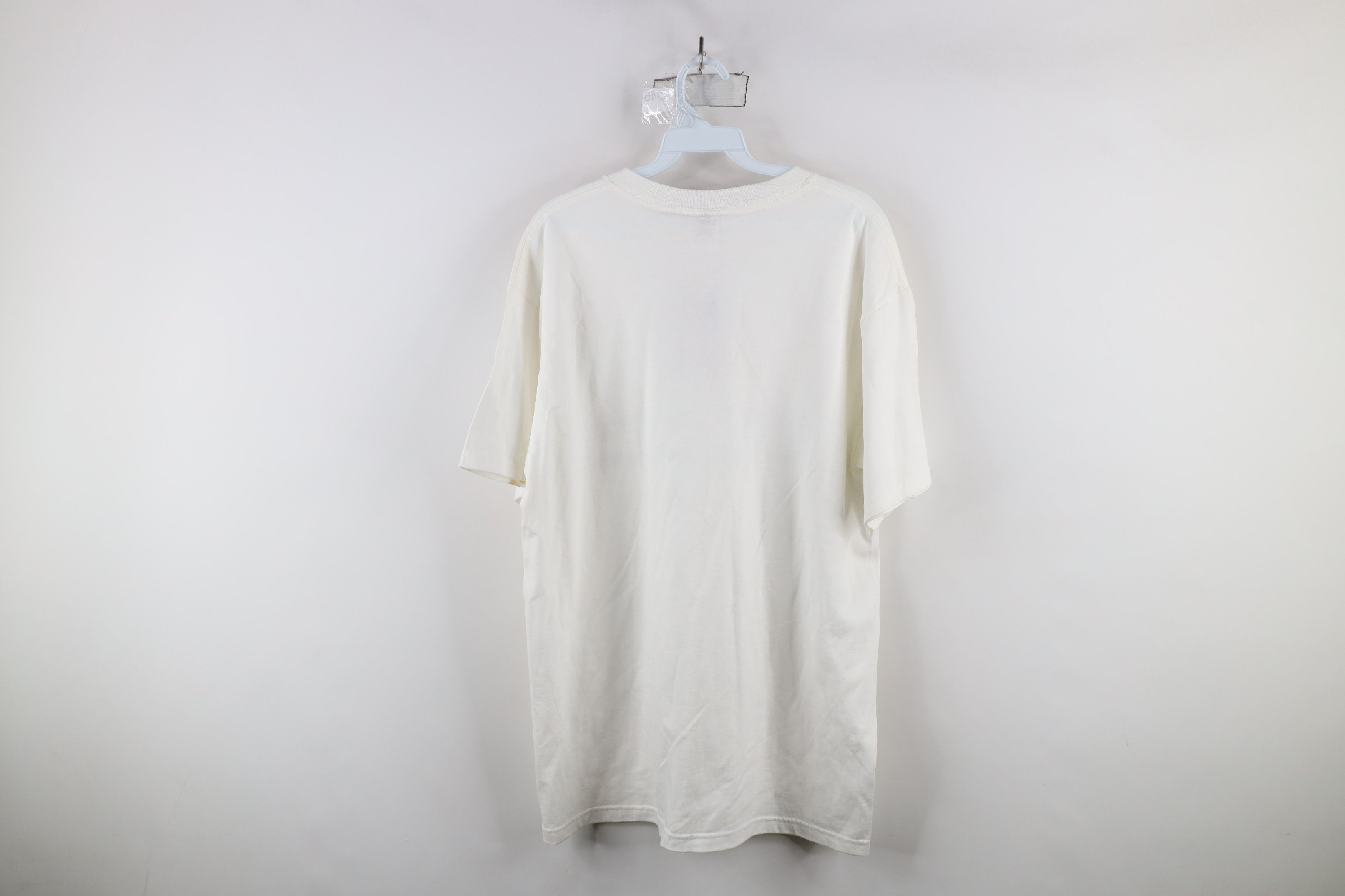 Vintage Deadstock Vintage Y2K 2008 Olympics One World T-Shirt Size US L / EU 52-54 / 3 - 12 Thumbnail