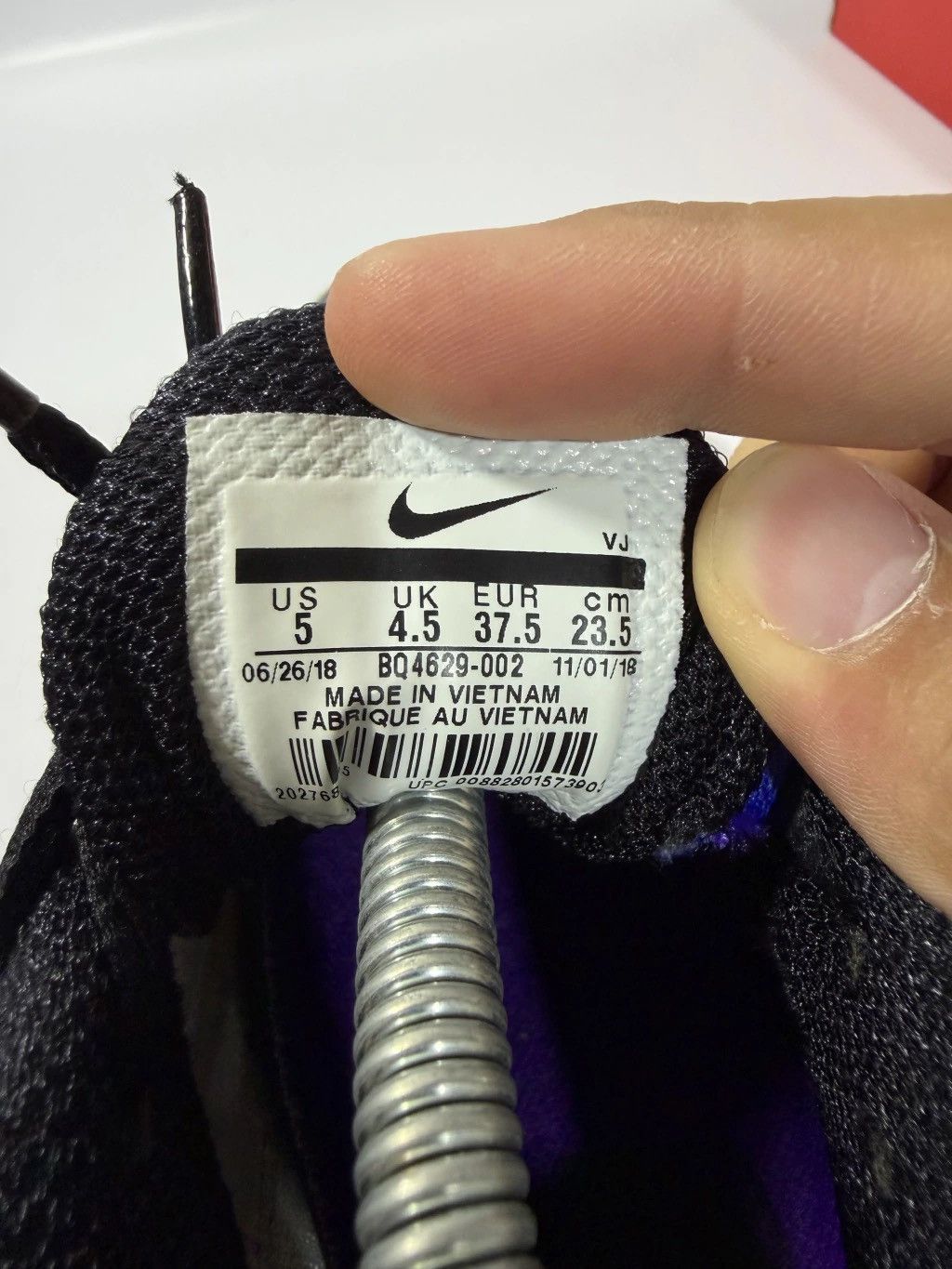 Nike Nike Air Max Plus Voltage Purple 2018 Size US 5 / IT 35 - 7 Thumbnail