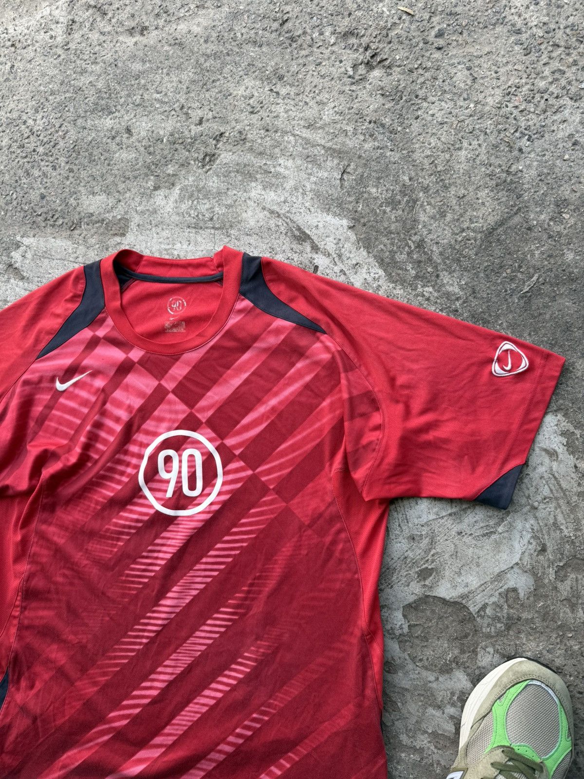 Nike Vintage Y2K Nike Total 90 Soccer Drill Jersey Blokecore Size US L / EU 52-54 / 3 - 7 Thumbnail