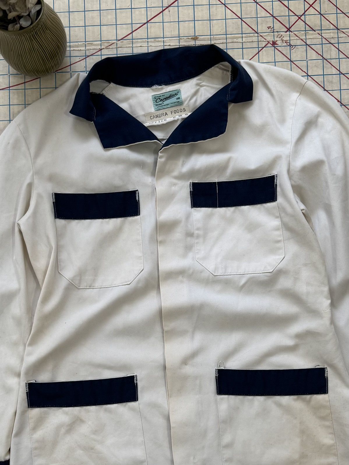 Other × Vintage Vintage Lab Coat White With Navy Trim Fits Medium Size US M / EU 48-50 / 2 - 4 Thumbnail