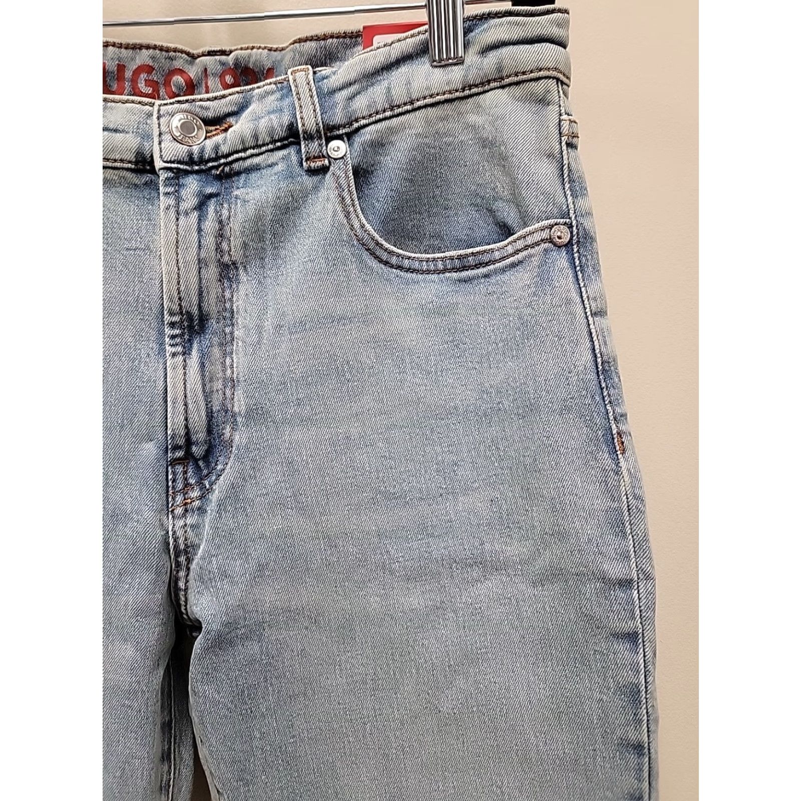 Hugo Boss NWT HUGO BOSS Jeans 29x32 Regular Fit 5-Pocket Denim Blue Mens Regular Fit Stretch 934 Size 29x32 Size US 29 - 5 Thumbnail