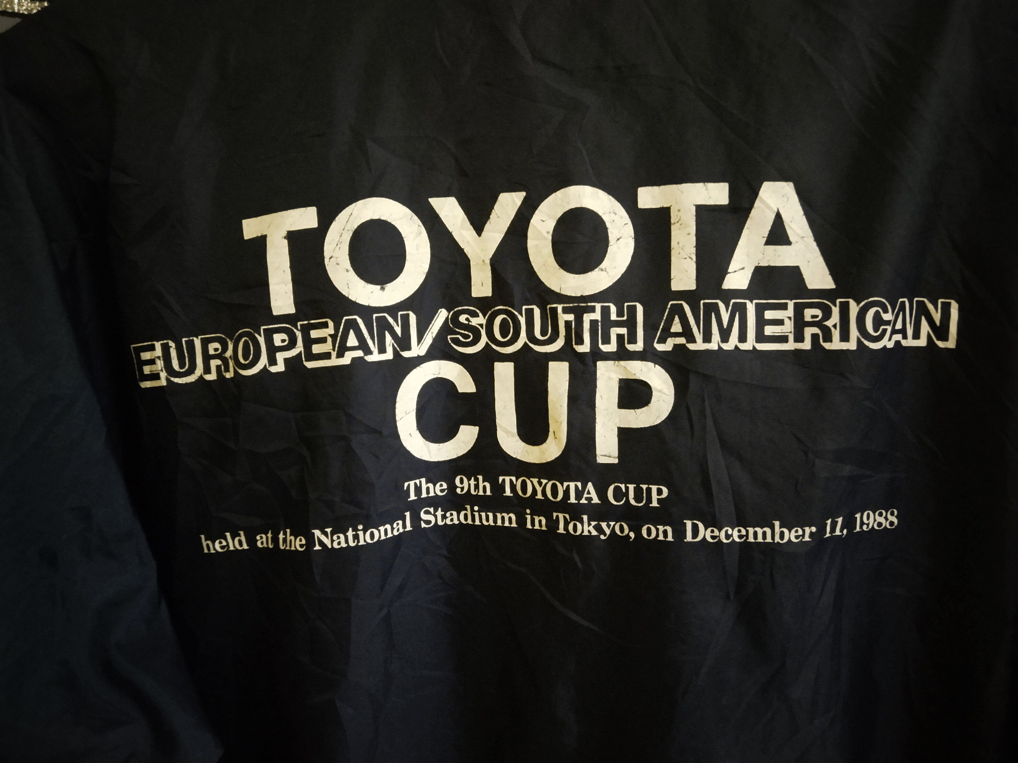 Adidas × Vintage Vintage Adidas Toyota Cup Windbreaker Size US L / EU 52-54 / 3 - 5 Thumbnail