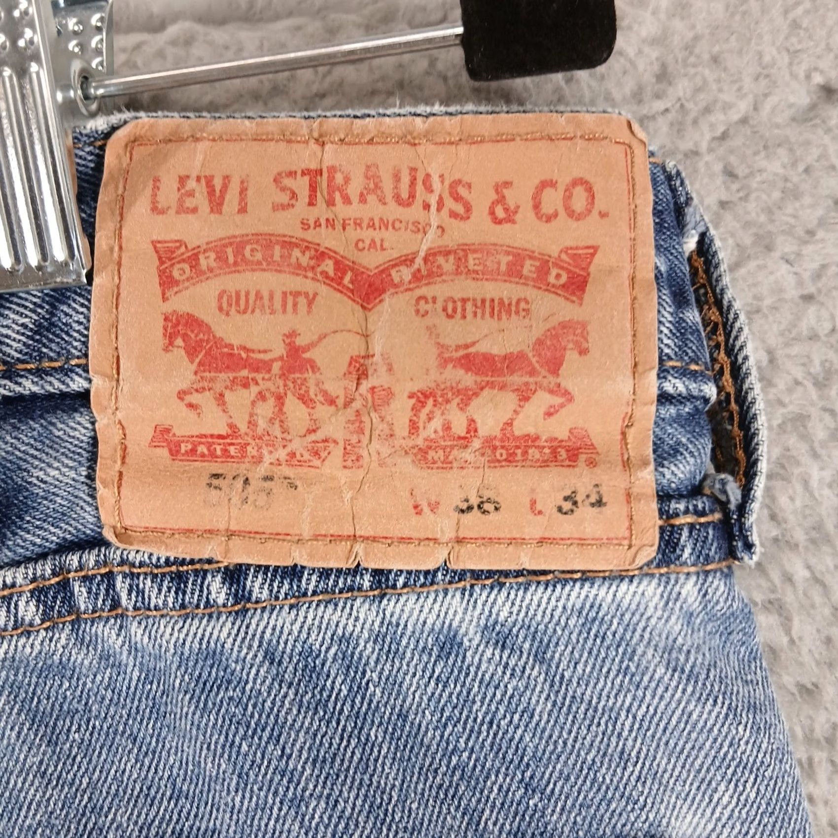 Levi's Levi's 505 Regular Fit Straight Leg Jeans 36x34 Light Wash Men Jeans 5-Pocket Denim Straight Leg 90s Vintage Style Size US 36 / EU 52 - 4 Thumbnail