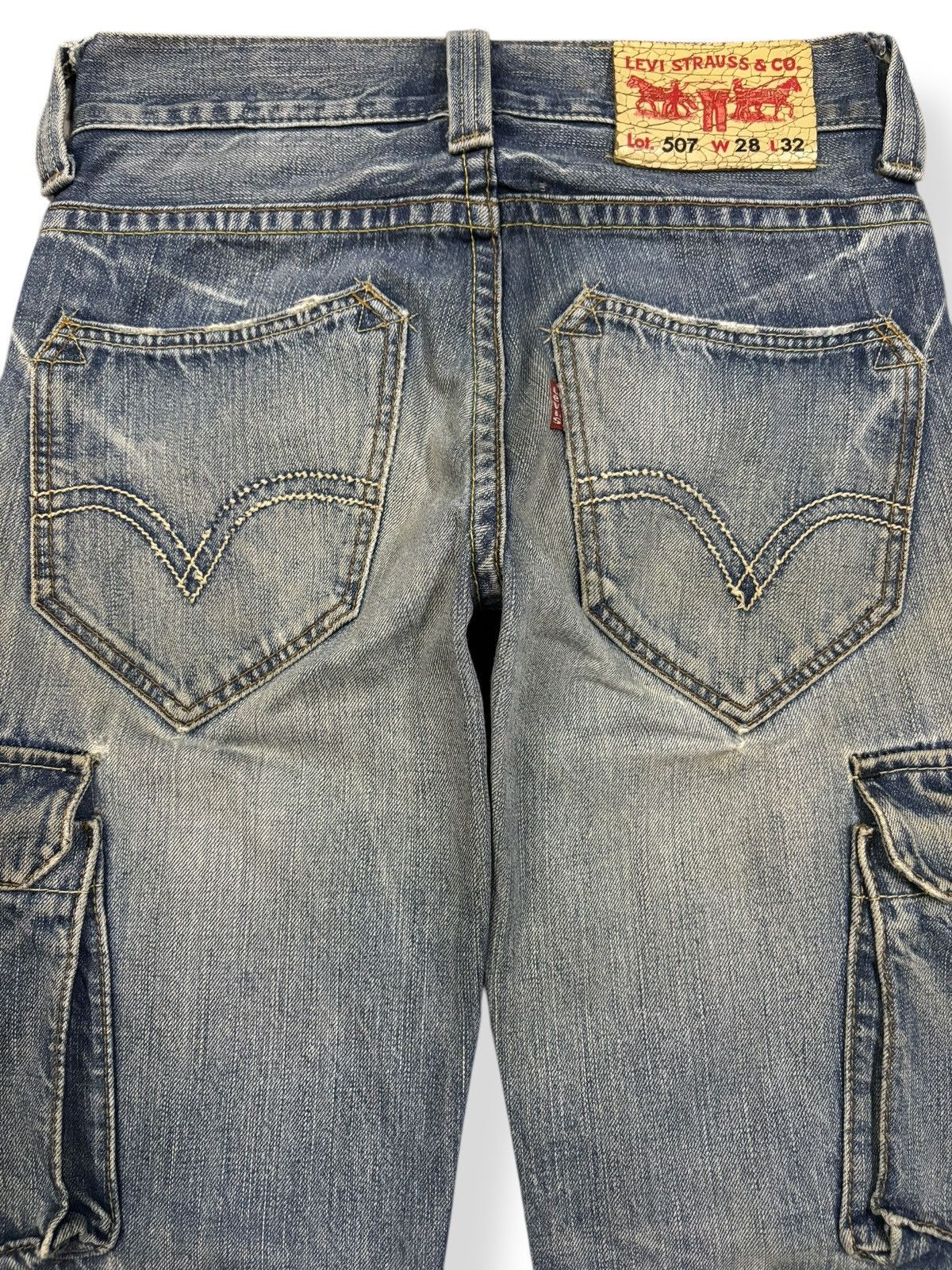 Levi's Vintage Levis 507 Cracked Wash Flare Distressed Cargo Jeans Size US 29 - 12 Thumbnail