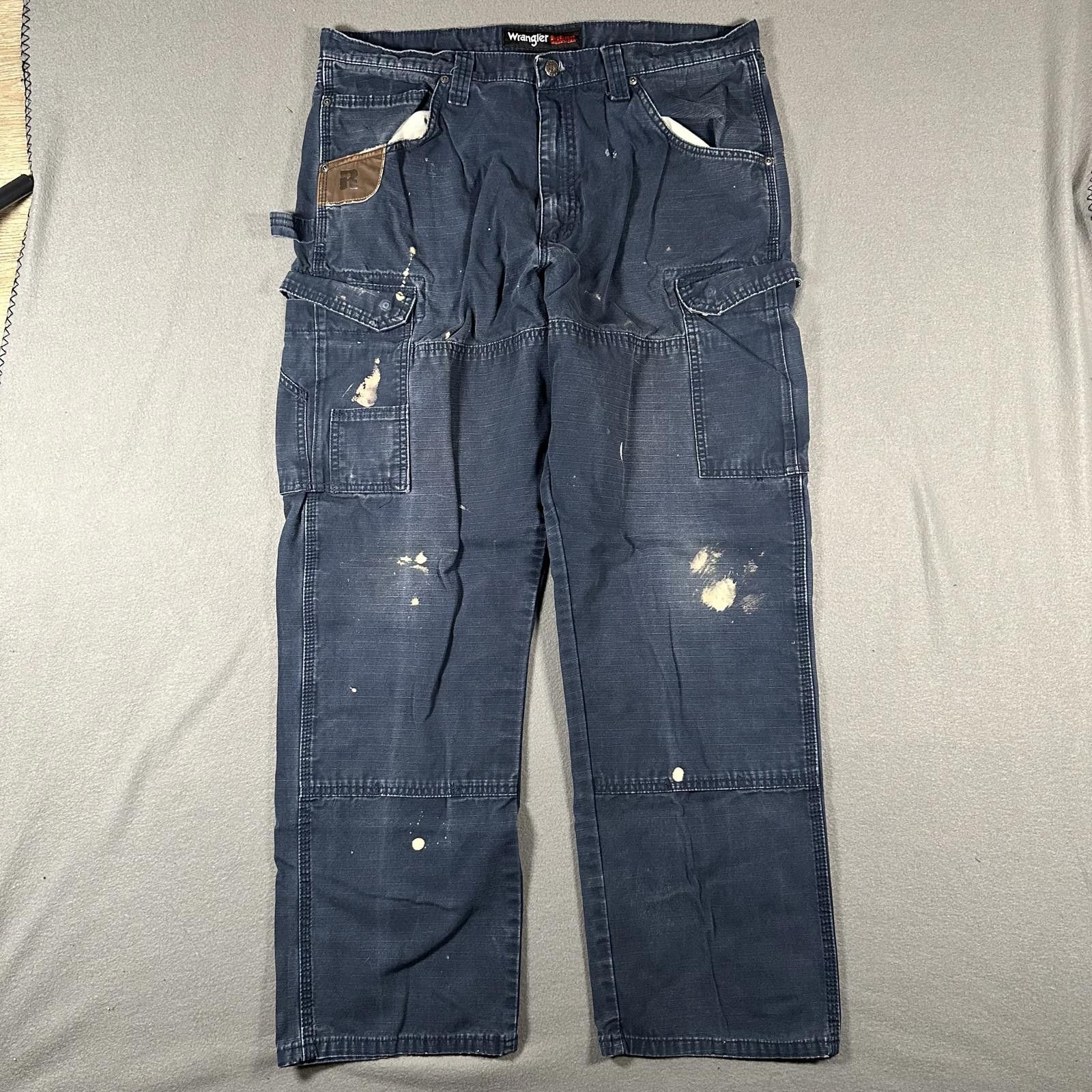 Wrangler Vintage Wrangler Men Cargo Pants 38 faded navy thrashed Size US 38 / EU 54 - 1 Thumbnail
