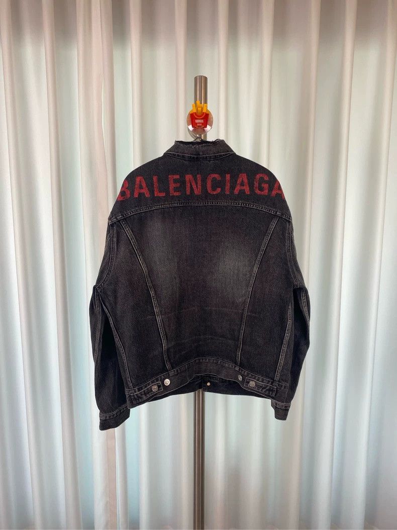 Balenciaga Balenciaga Black Denim Jacket with Big Logo - dmc Size US M / EU 48-50 / 2 - 1 Thumbnail