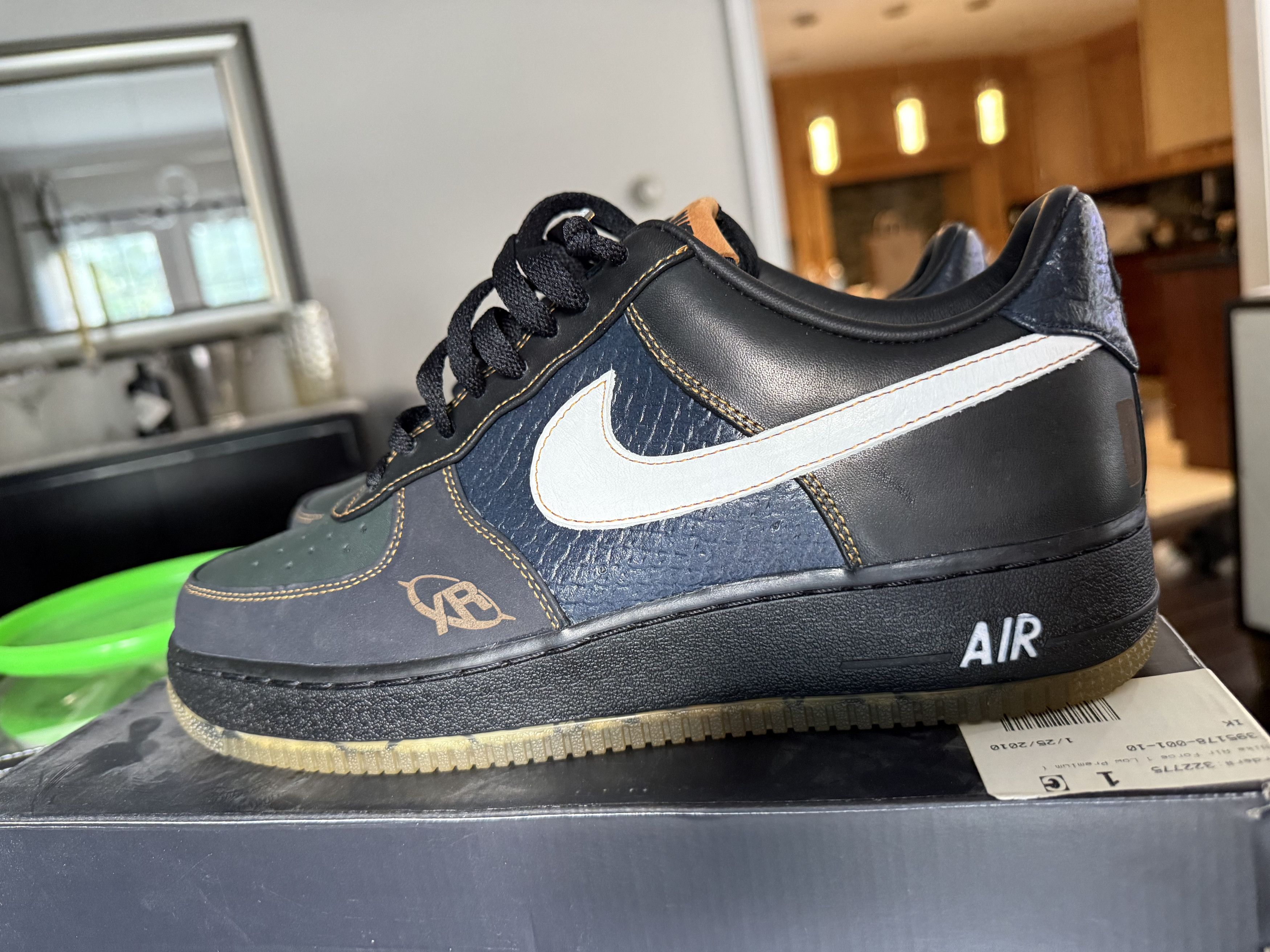 Nike Air Force 1 Low DJ Premier Size US 10 / EU 43 - 12 Thumbnail