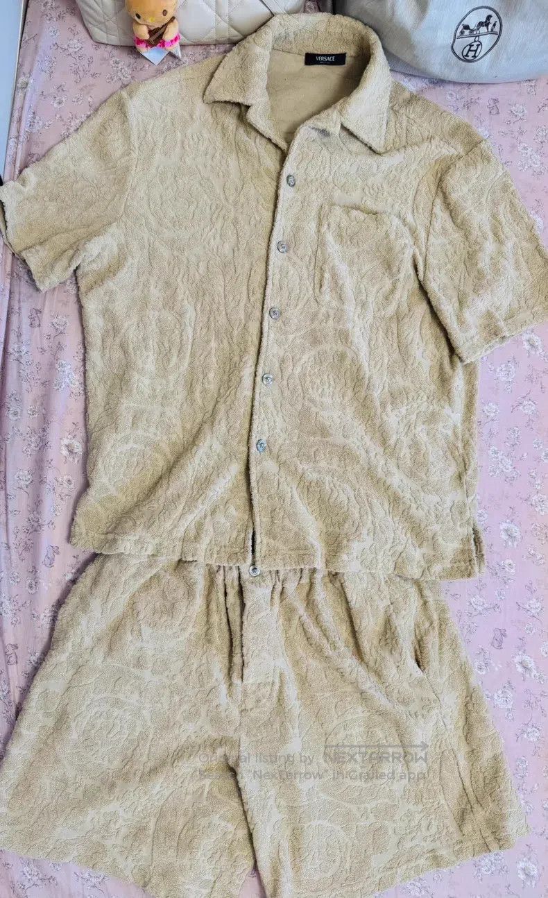 Other Versace Men's short-sleeved suit beige print Size US M / EU 48-50 / 2 - 6 Thumbnail