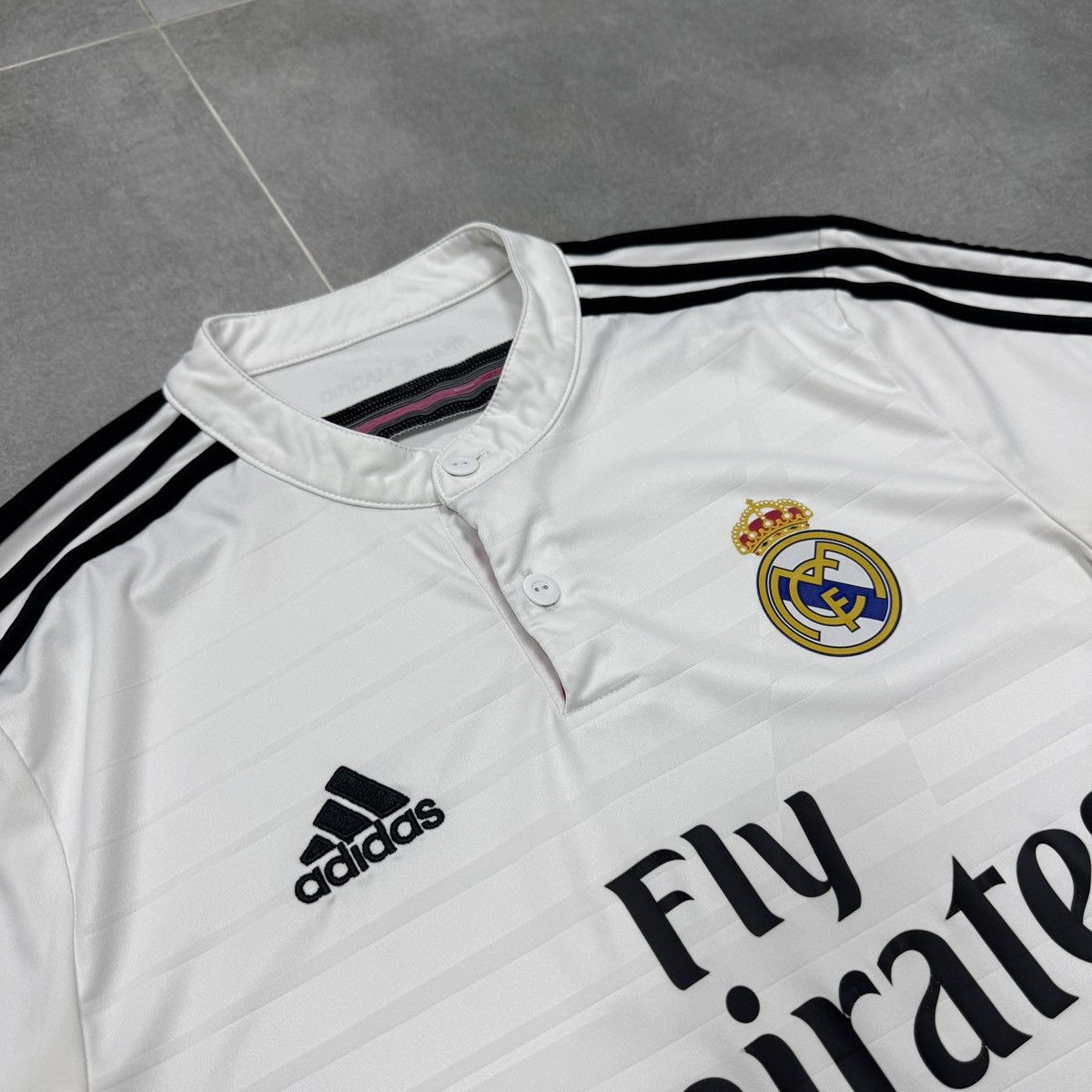 Adidas Adidas Real Madrid CF 2014/2015 Home Soccer Jersey Shirt Size US S / EU 44-46 / 1 - 12 Thumbnail
