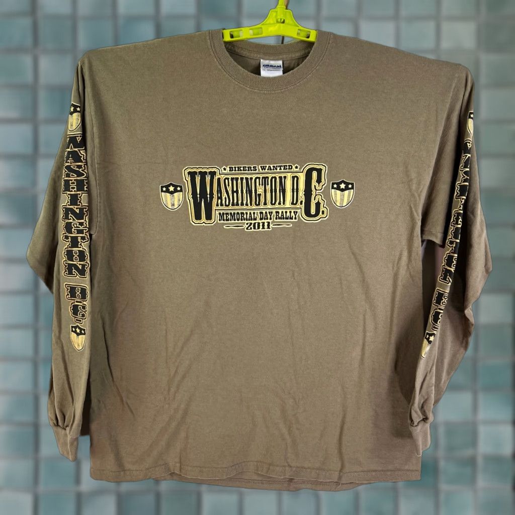 Gildan 2011 Bikers Memorial Day Motorcycle Rally DC Mens XL Tan Long Sleeve T-Shirt Size US XL / EU 56 / 4 - 1 Thumbnail