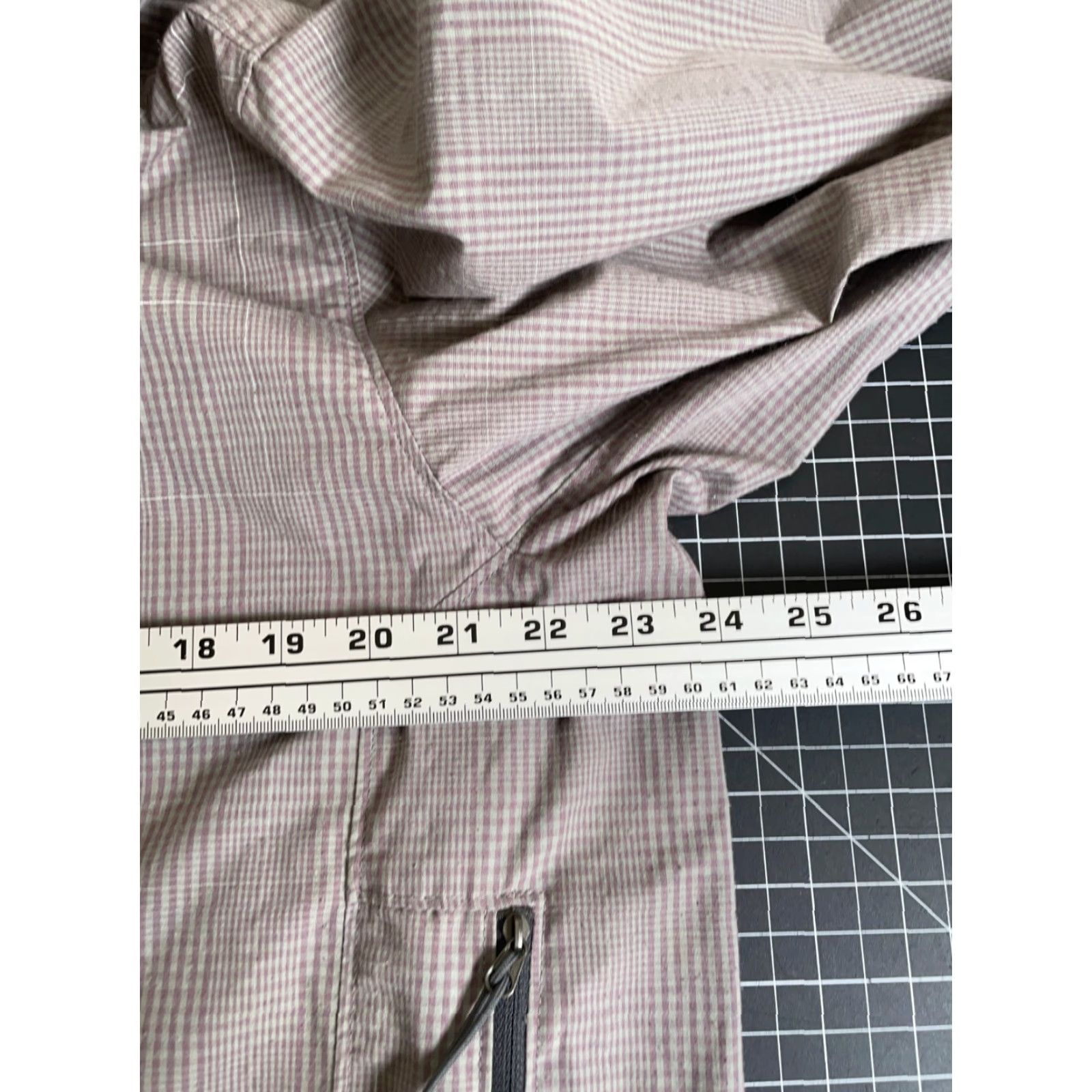 The North Face The North Face Jacket Mens L Gray Mauve Check Pattern Cotton Blend Hooded Short Zip Pockets Full Zip Anorak 90s Retro Vintage N/A Size US L / EU 52-54 / 3 - 5 Thumbnail
