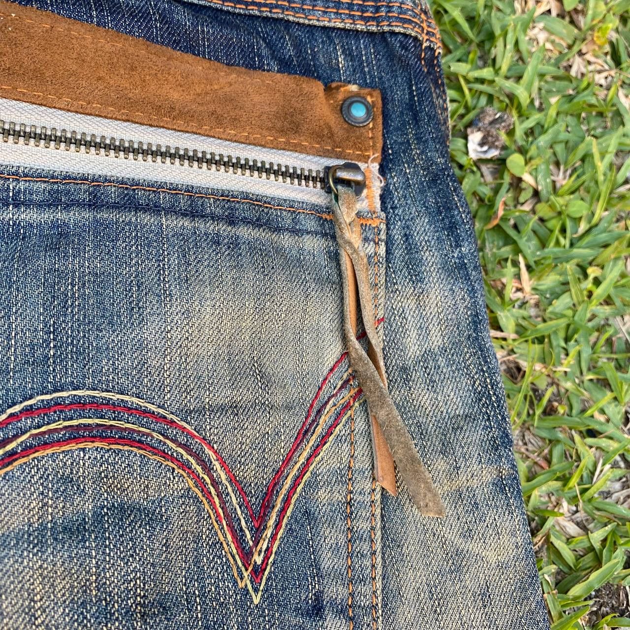 Edwin Vintage Edwin Buffalo Blue Trip Distressed Flare Jeans LGB Size US 34 / EU 50 - 6 Thumbnail