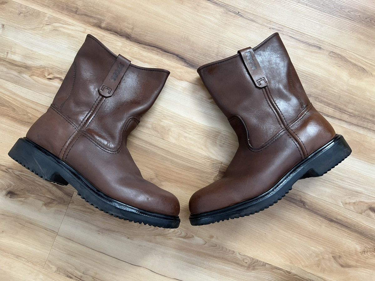 Red Wing Red Wing Pecos 8242 Pull On Safety Steel Toe Boots Leather Size US 9 / EU 42 - 1 Thumbnail