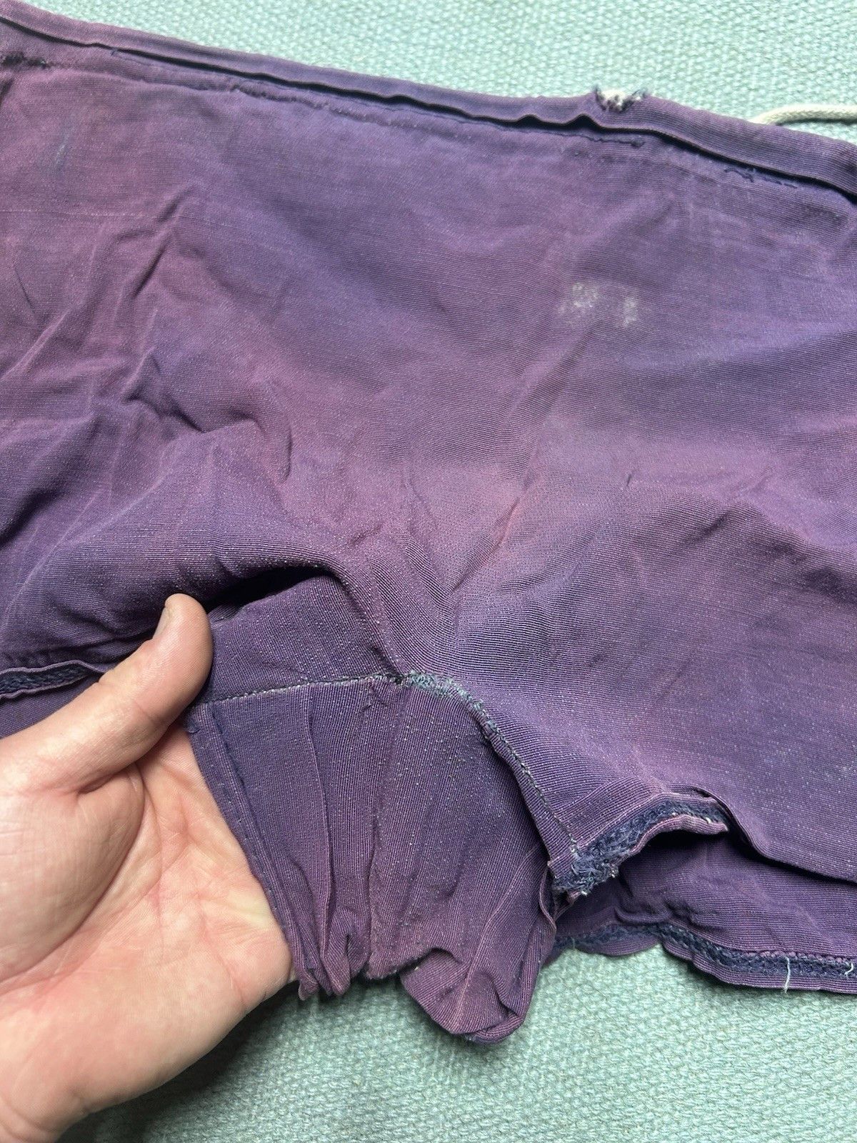 Vintage Vtg 40s 50s swim shorts trunks rayon beach faded purple 35 Size US 34 / EU 50 - 4 Thumbnail