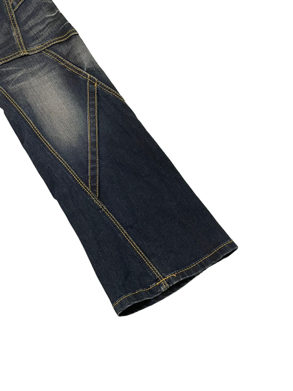 Japanese Brand Flare Jeans Hideaways Nicole Distress Low Rise Stretch 7🟦5 Size US 31 - 14 Thumbnail