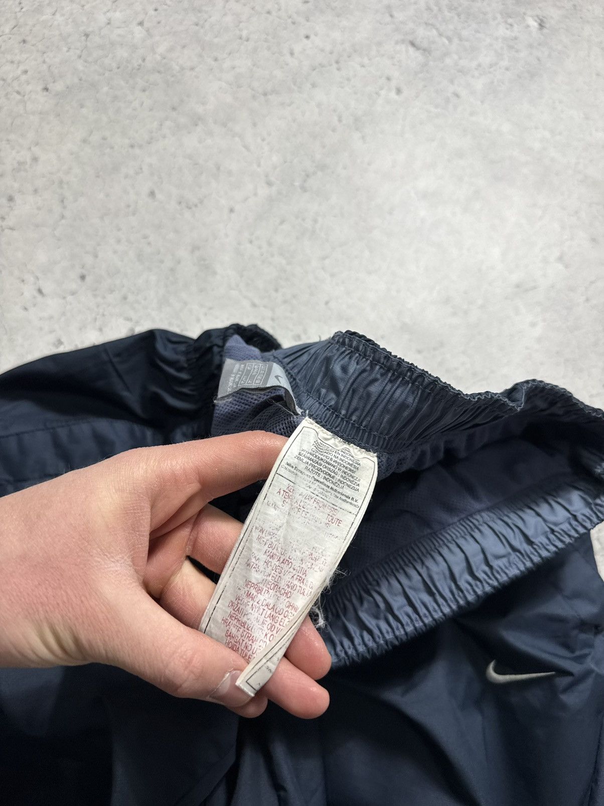 Nike Nike Vintage Nylon Track Suit Jacket & Pants Size XL Size US XL / EU 56 / 4 - 16 Thumbnail