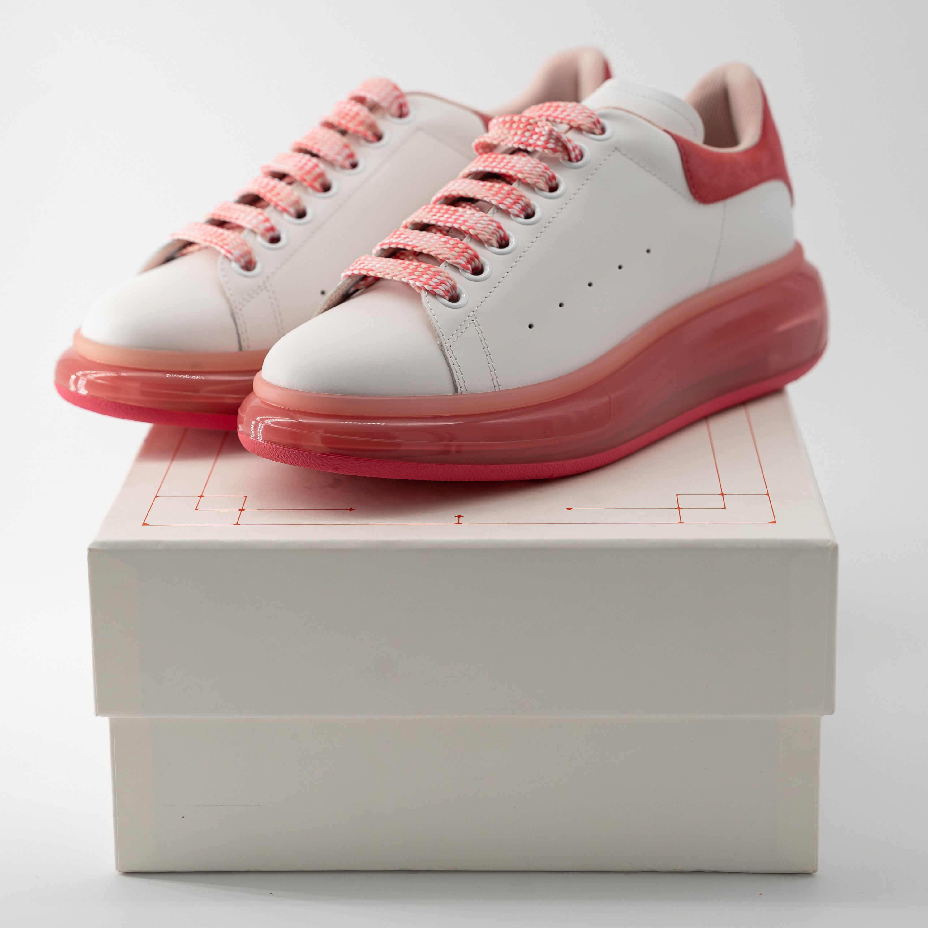 Alexander McQueen 9.5 Alexander McQueen Oversized Sneakers Red White Bubble Size US 9.5 / IT 39.5 - 10 Thumbnail