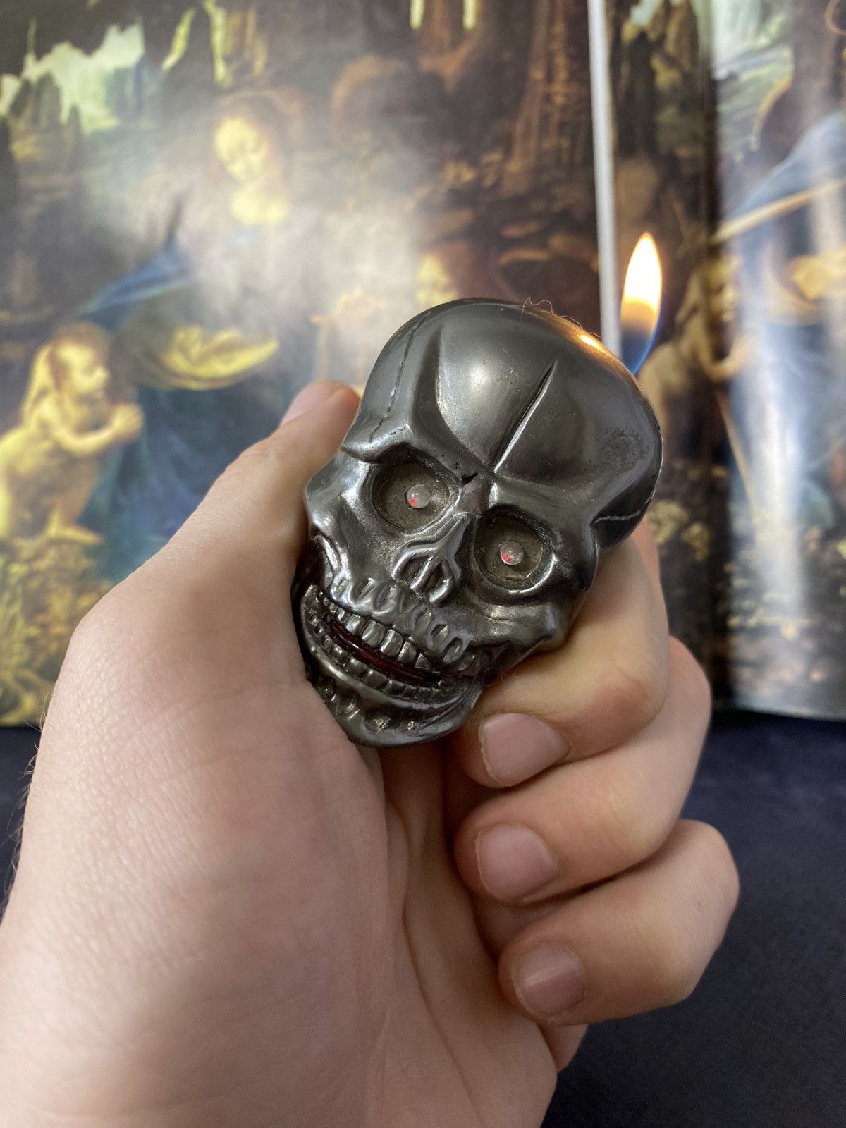 Jewelry Rare Retro Vintage Skull Lighter with Light! Size ONE SIZE - 9 Thumbnail
