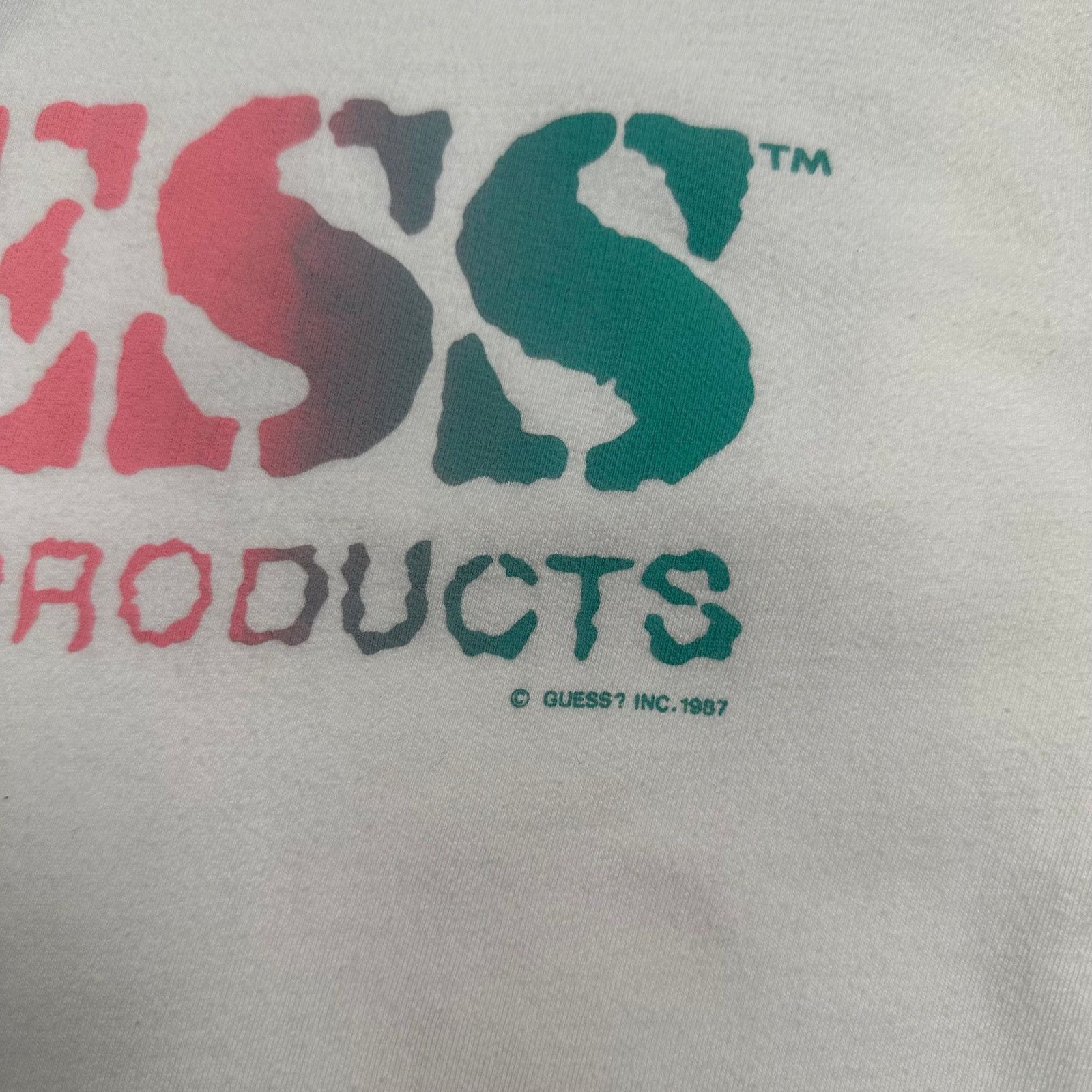 Guess Vintage Guess Products Graphic Tee S Size US S / EU 44-46 / 1 - 3 Thumbnail