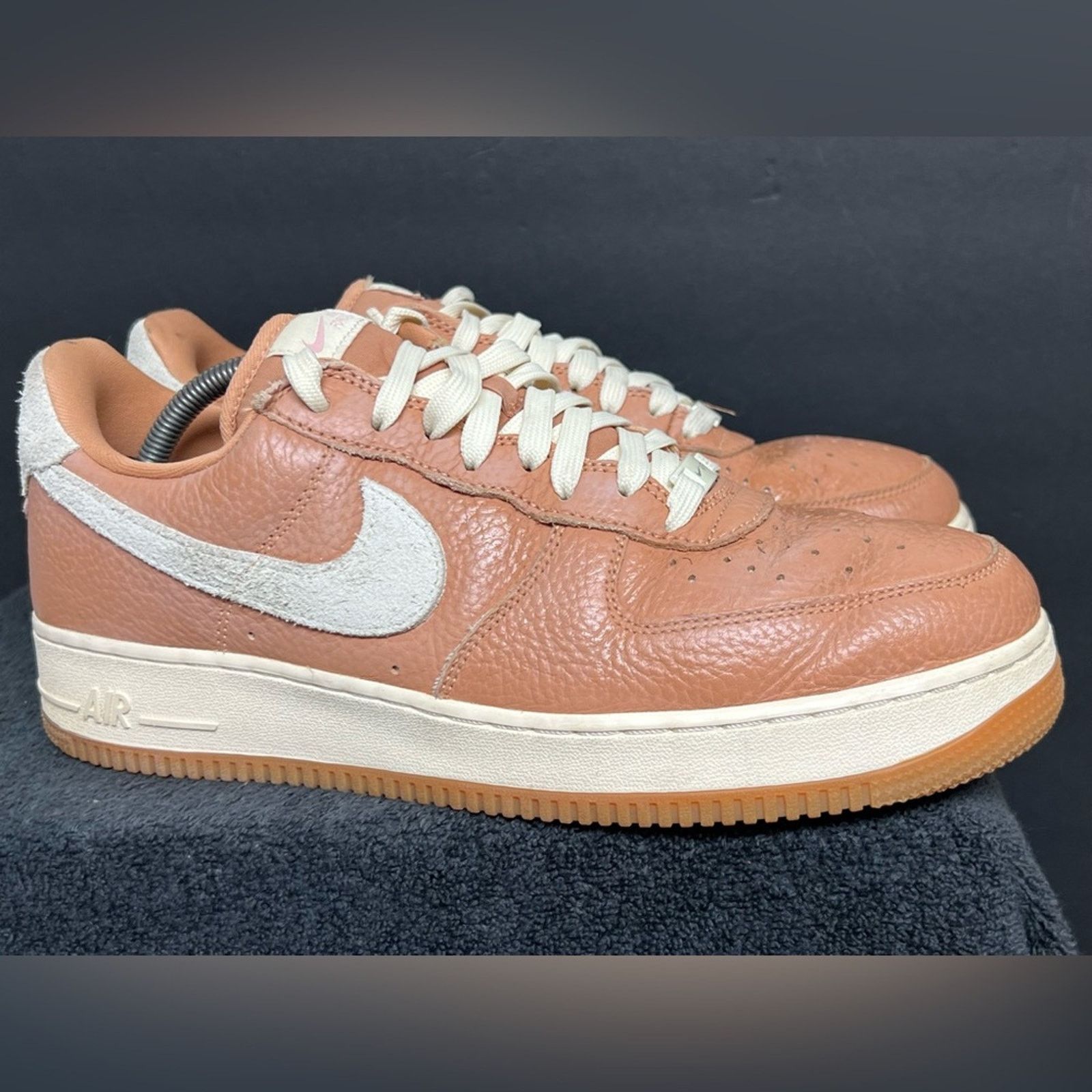 Nike Nike Air Force 1 '07 Craft SZ 10.5 Cognac Coconut Milk Clean Size US 10.5 / EU 43-44 - 4 Thumbnail