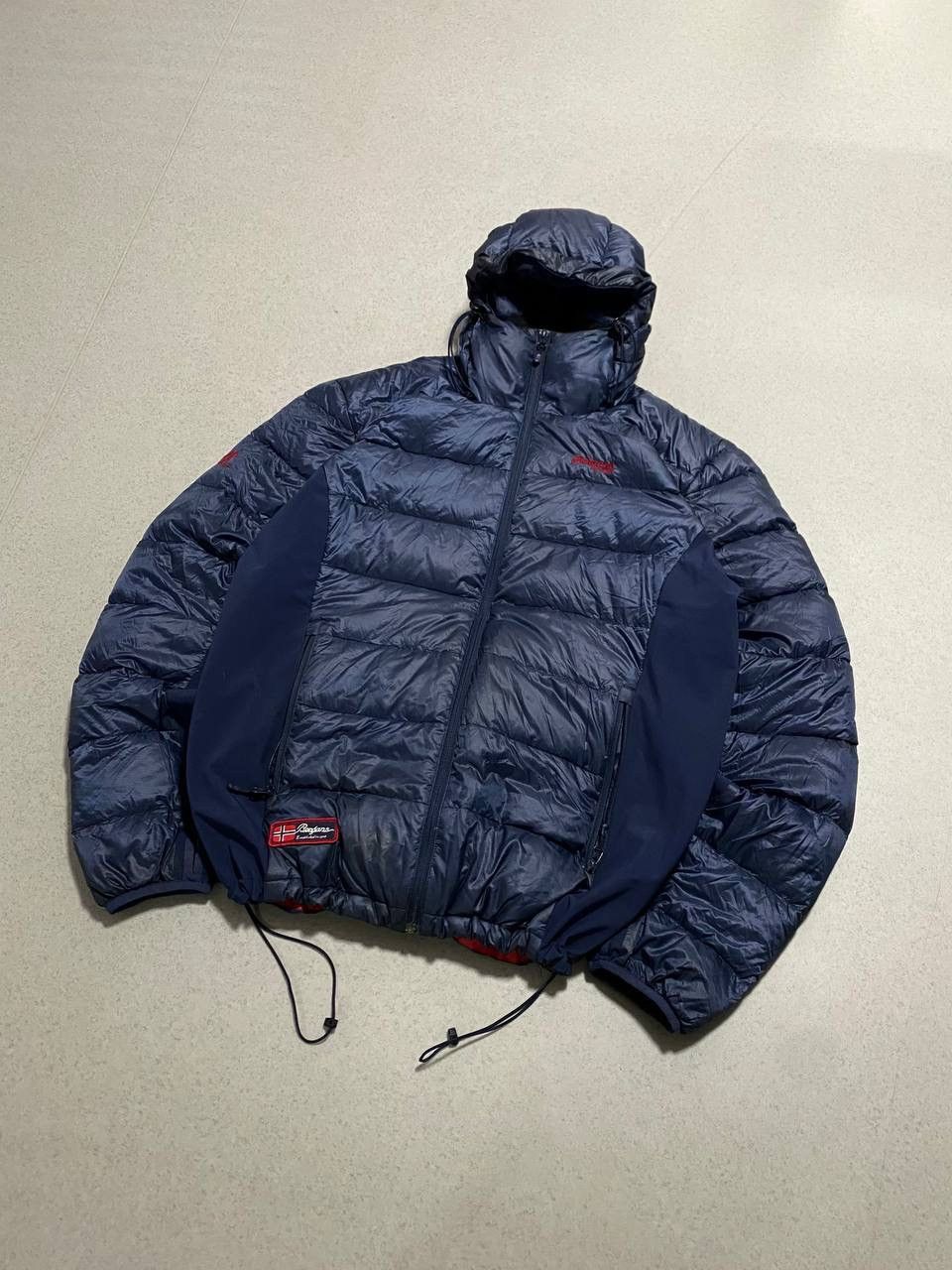 Bergans Outdoor Puffer Bergans Rare Logo Streetwear Size US XL / EU 56 / 4 - 2 Thumbnail