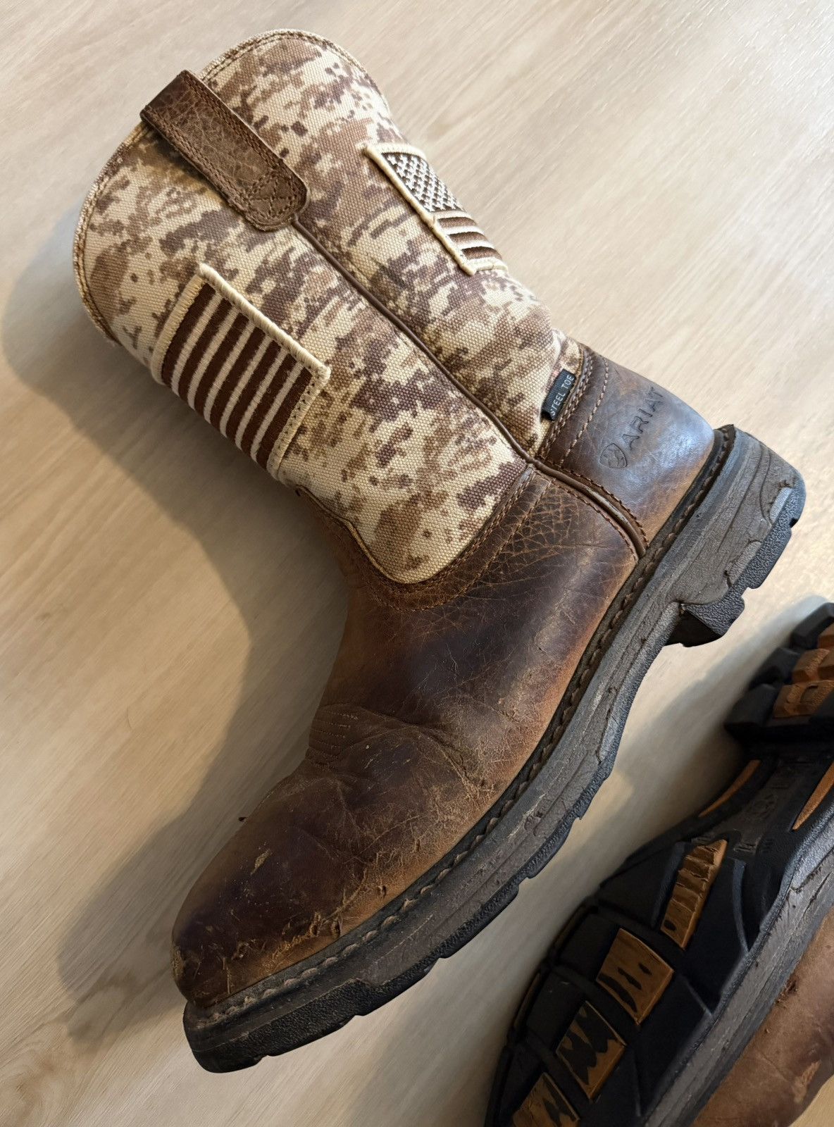 Ariat Ariat WorkHog Patriot Steel Toe Work Boots Leathe Camo Sz 9D Size US 9 / EU 42 - 6 Thumbnail