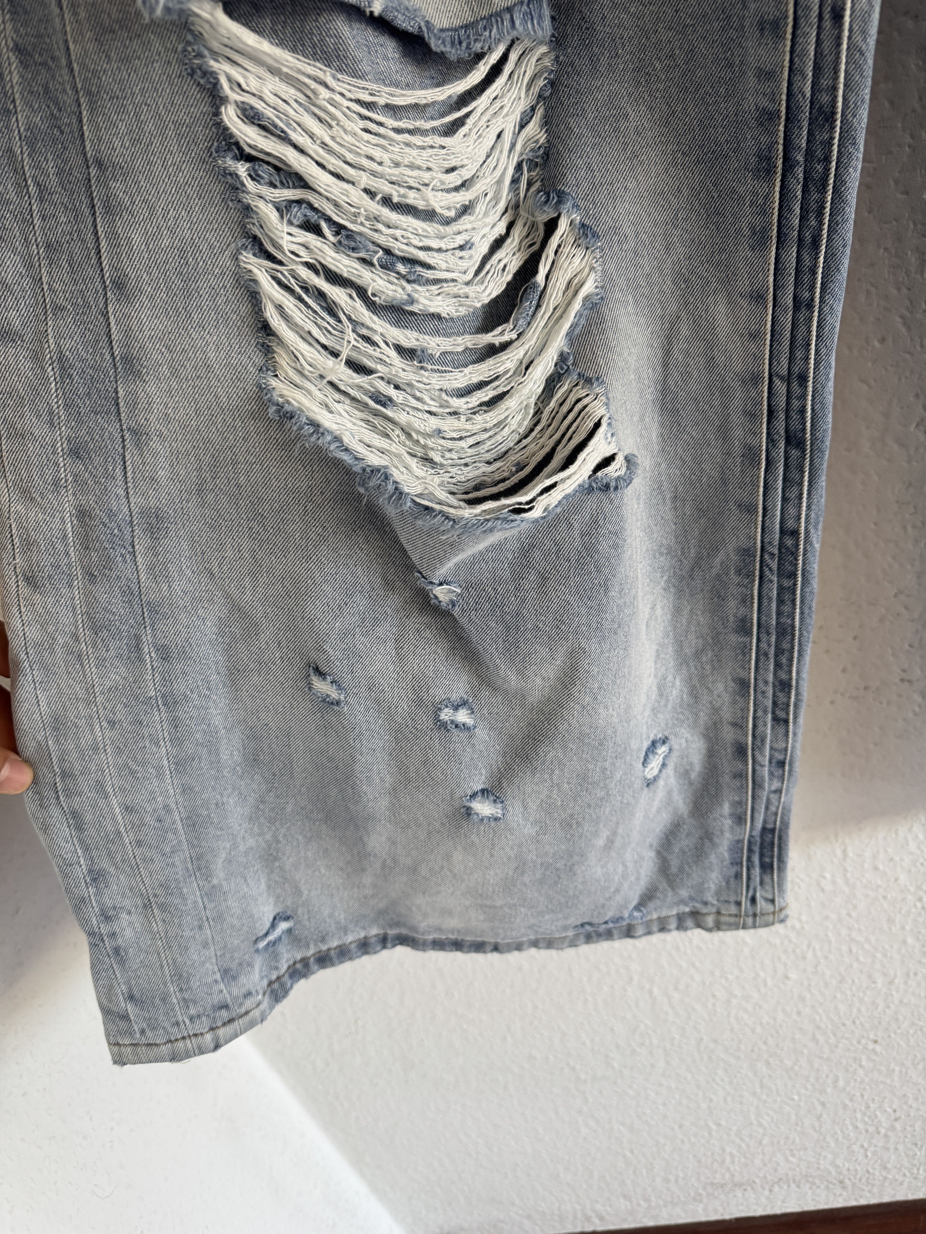 Vetements Destroyed wash denim pants Size US 32 / EU 48 - 9 Thumbnail