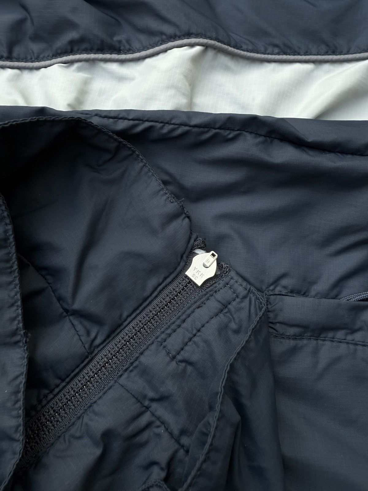 Nike 90’s NIKE RARE SWOOSH Y2K RETROLOGO VINTAGE NYLON ZIP JACKET Size US M / EU 48-50 / 2 - 20 Thumbnail