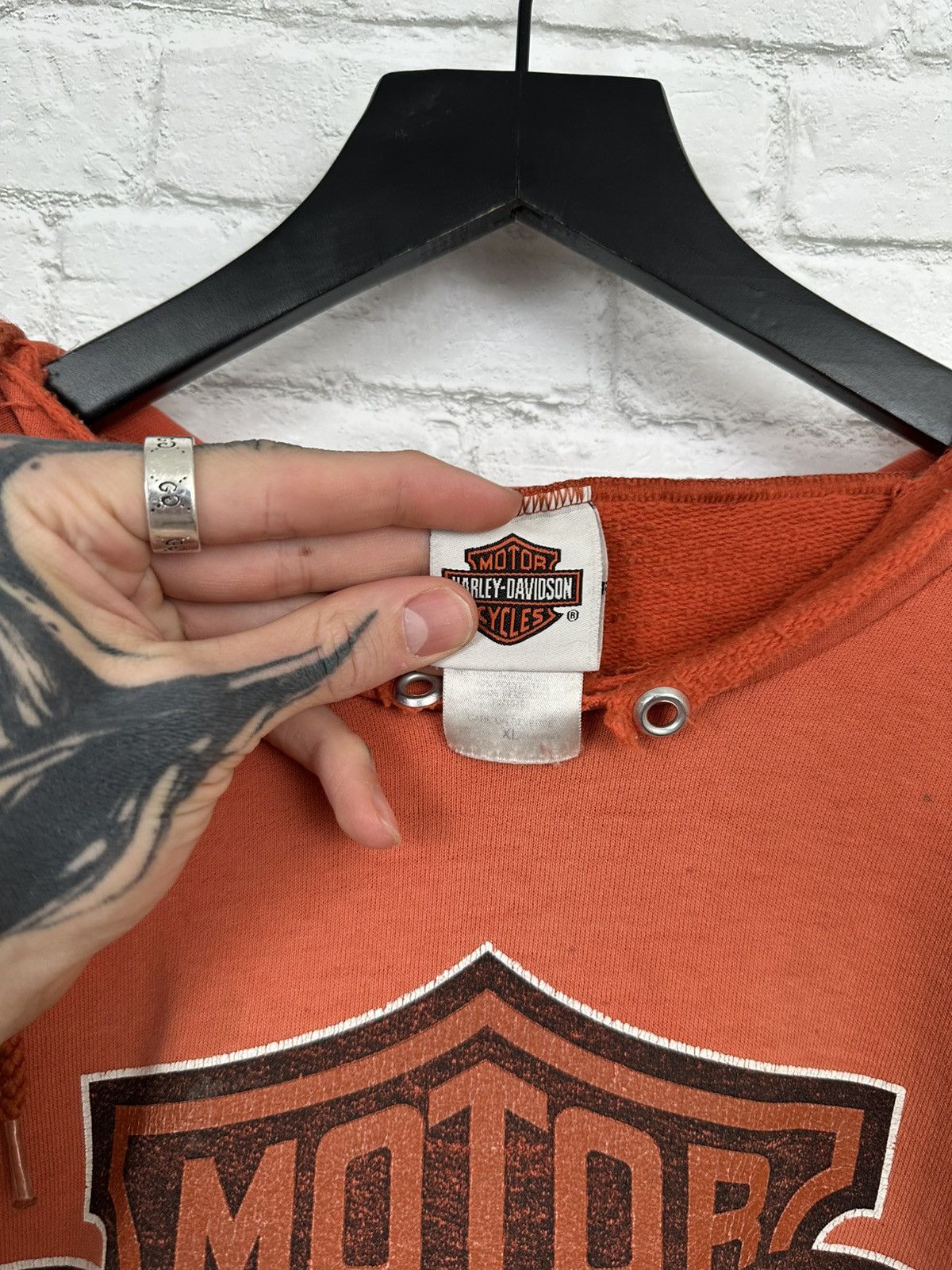 Harley Davidson (XL) ABSOLUTELY BLASTED OUT THRASHED Harley Davidson Hoodie Size US XL / EU 56 / 4 - 15 Thumbnail
