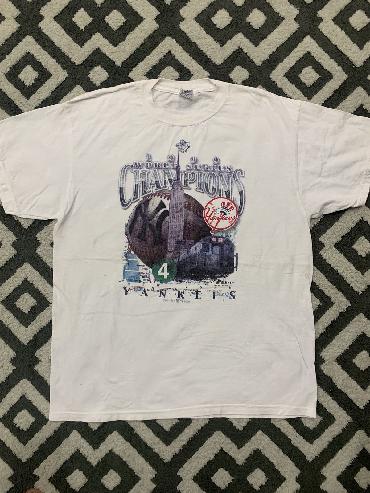 New York Yankees VINTAGE WORLD SERIES NEW YORK YANKEES Size US L / EU 52-54 / 3 - 1 Thumbnail