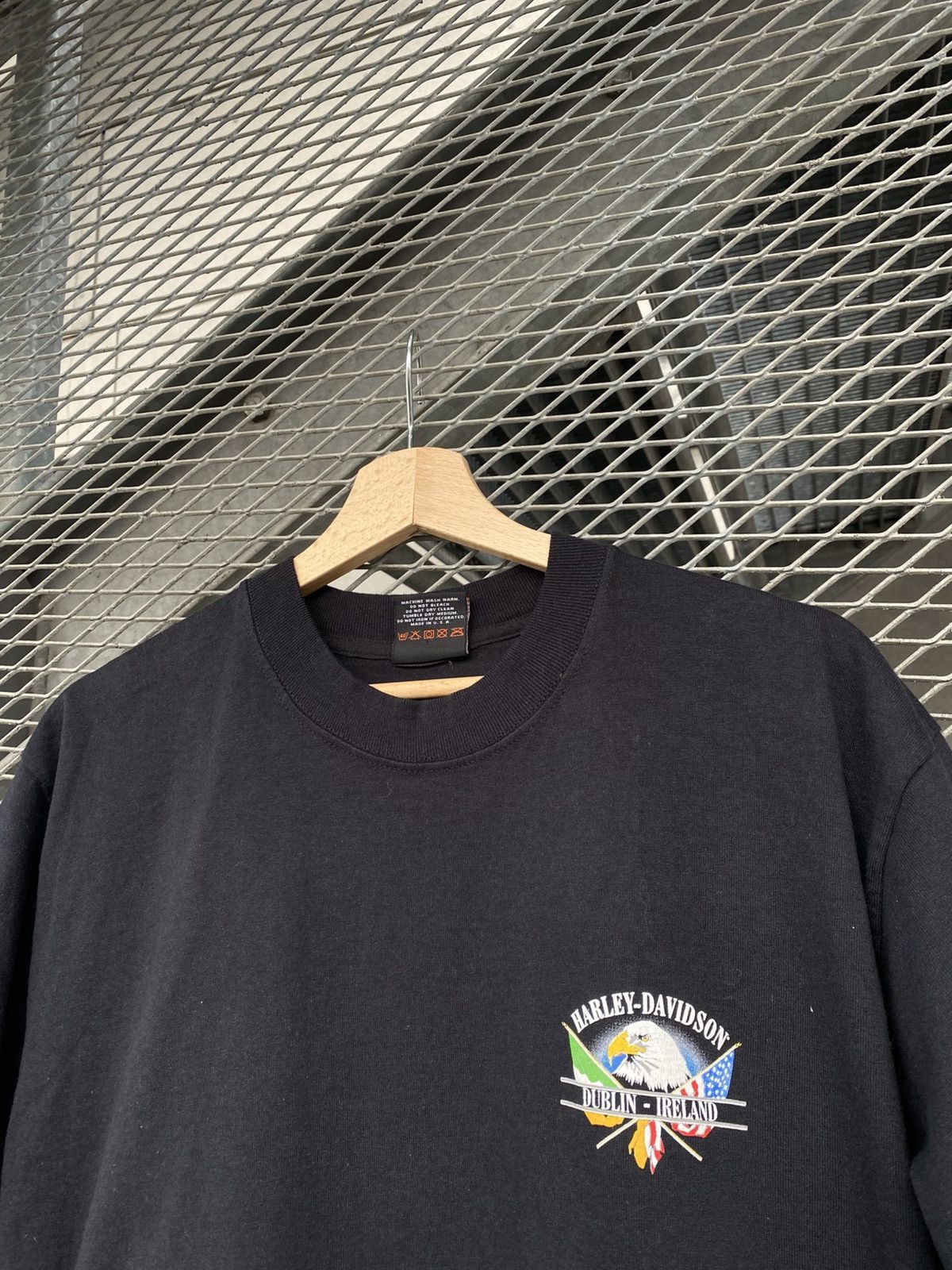 Harley Davidson Vintage Harley-Davidson Dublin Ireland Back Logo T-Shirt Size US M / EU 48-50 / 2 - 3 Thumbnail