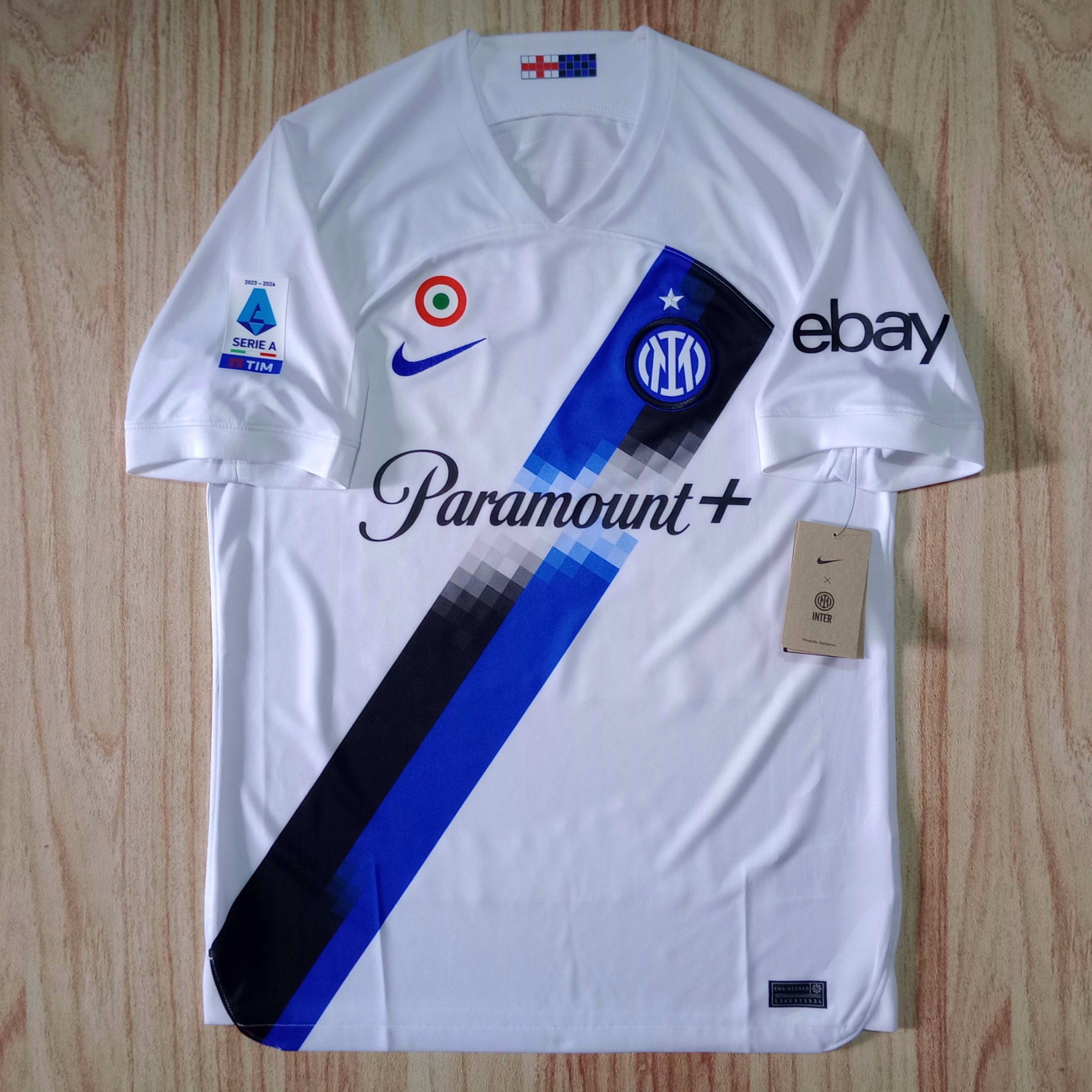 image of Nike x Soccer Jersey Inter Milan Chinese New Year 2024 Away Jersey Çalhanoğlu 20 in White Black Blu