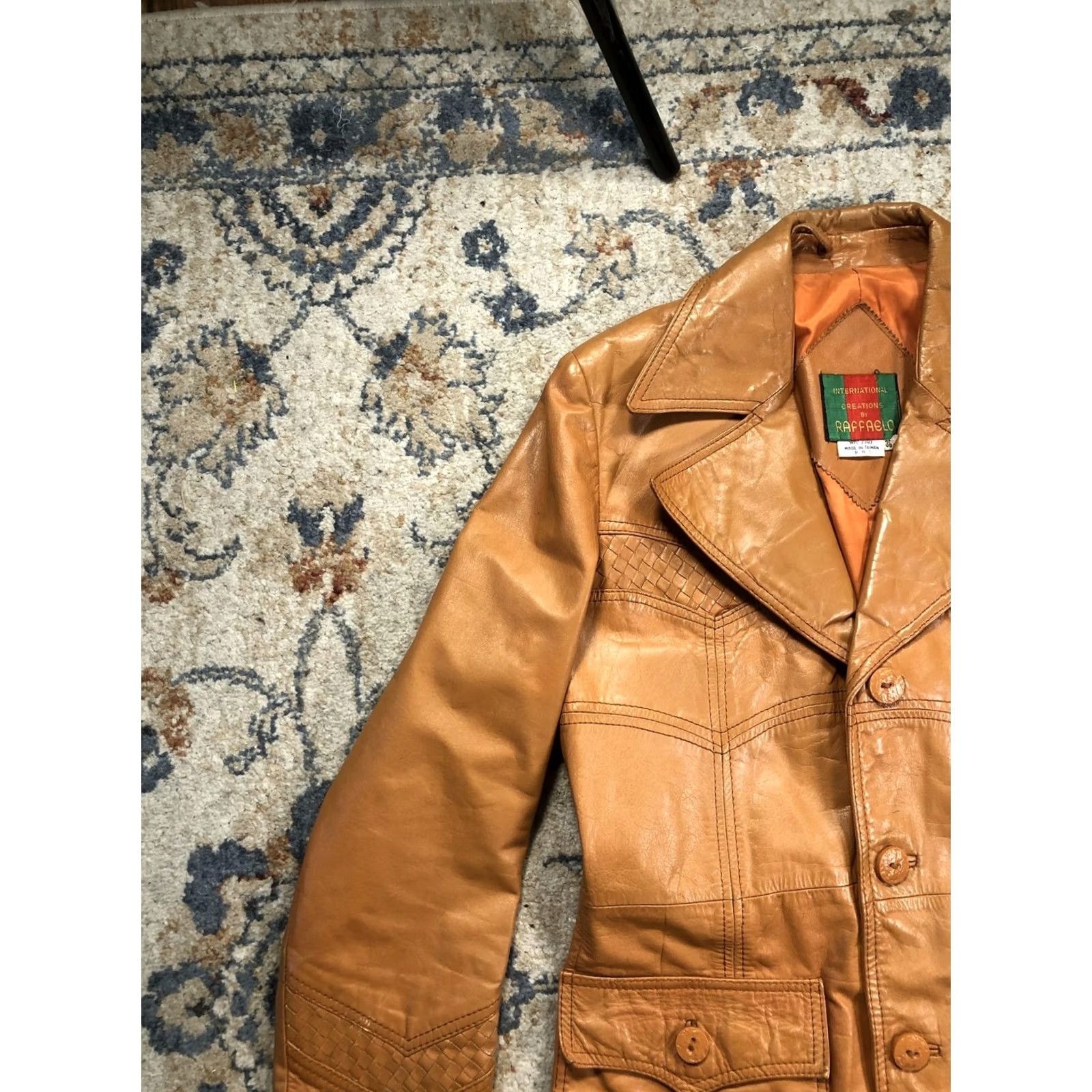 Vintage VINTAGE Raffaelo Coat Womens 38 Brown Leather Woven Pocket Mid Length Retro 70s Coat Womens Brown Leather Overcoat 38 Vintage 70s Retro Casual Women's Size XS / US 0-2 / IT 36-38 - 3 Thumbnail