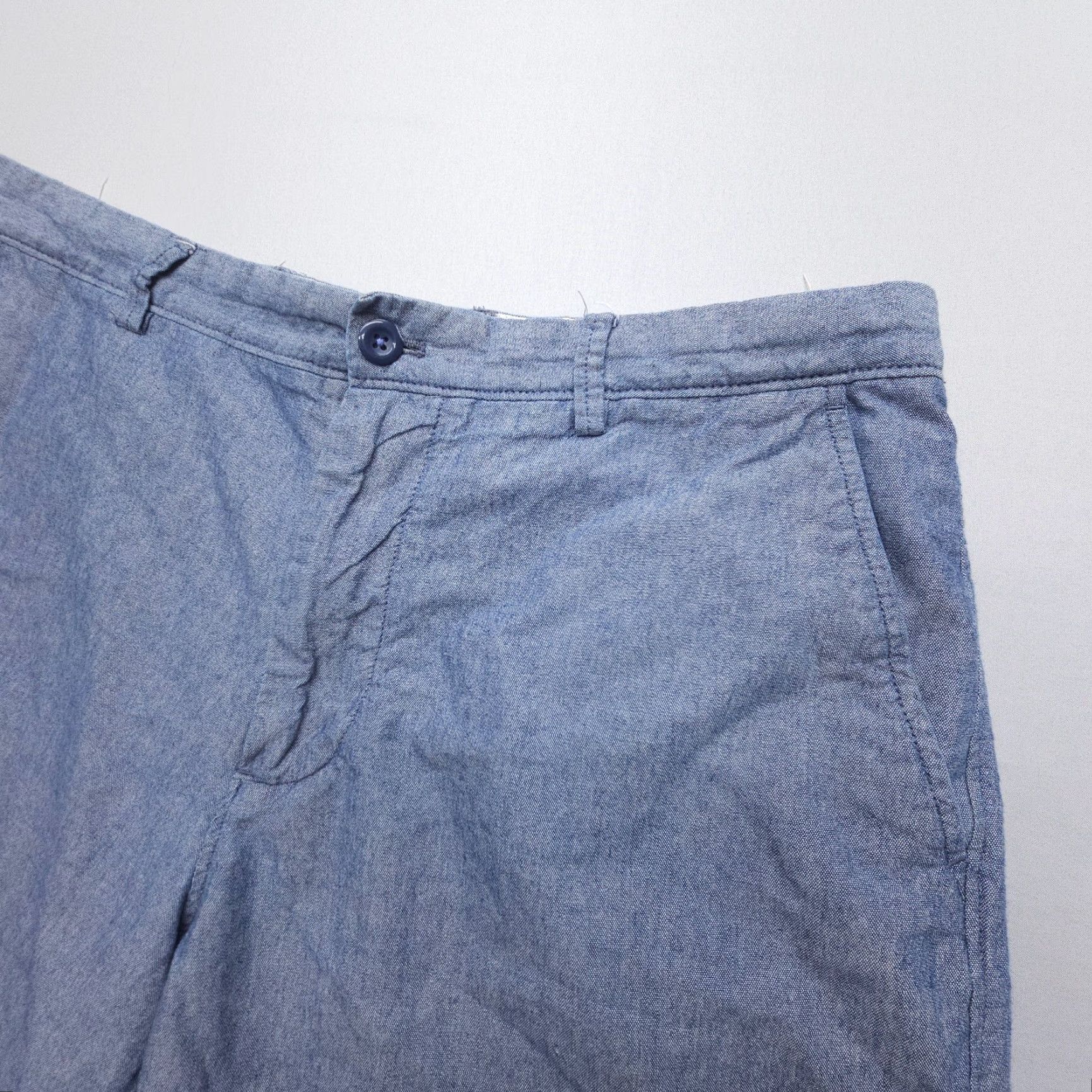 J.Crew J.CREW Chino Shorts Mens 35 x 10" Blue 100% Cotton Chambray Flat Preppy Lightweight Casual Travel Shorts Mens Blue Size US 35 - 3 Thumbnail