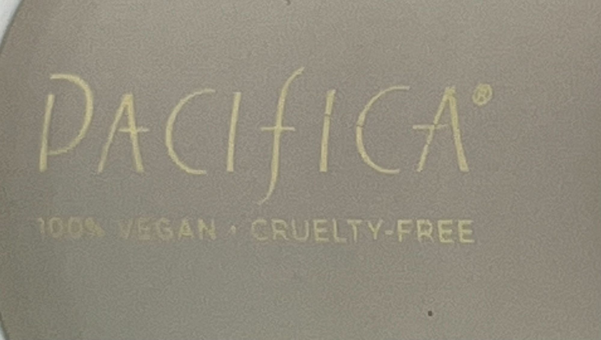 Other Pacifica 100% Vegan - Cruelty free - Glow Baby Brightening B Size ONE SIZE - 4 Thumbnail