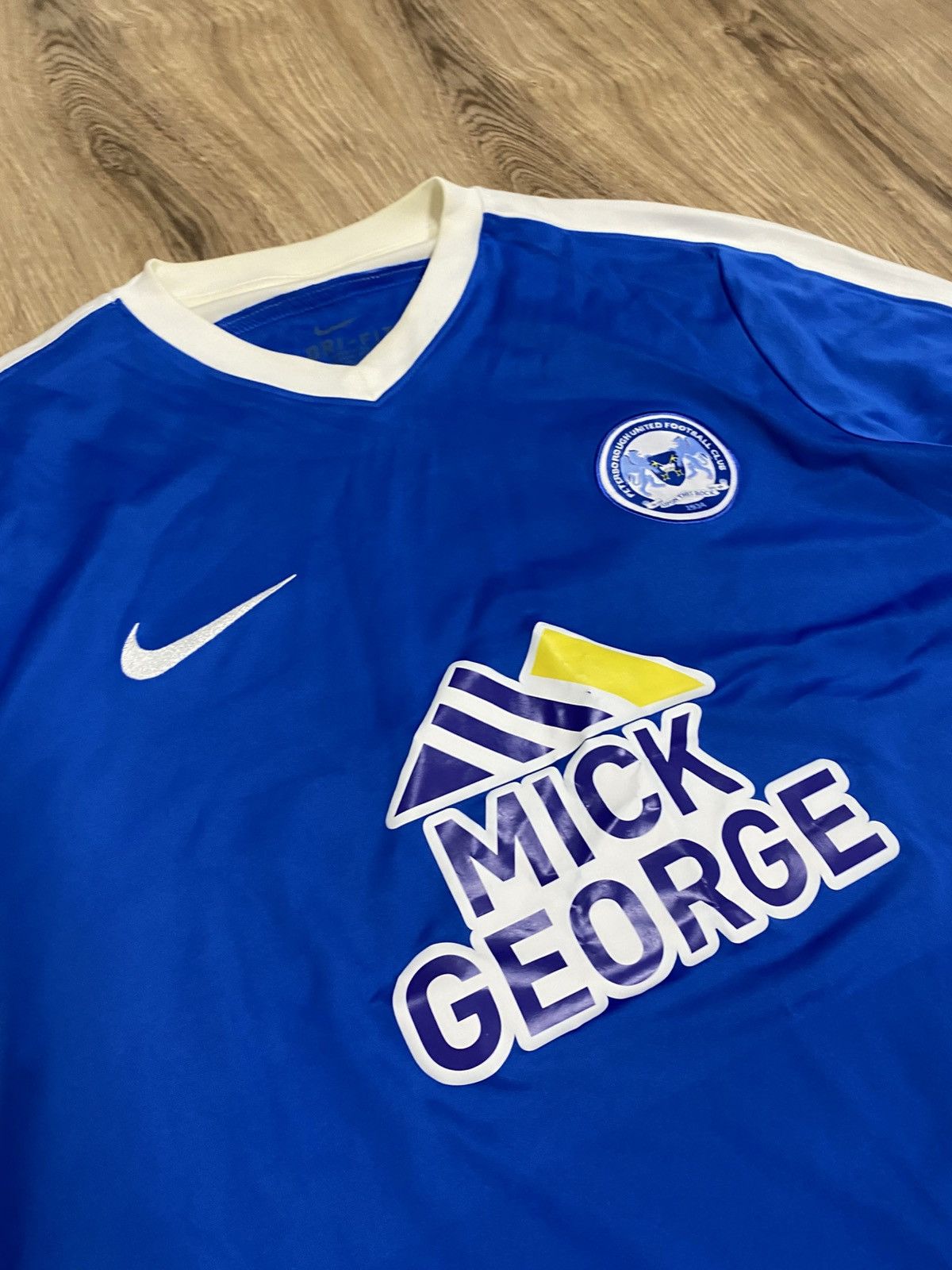 Nike Nike Peterborough United FC 2016 Soccer Jersey Size US L / EU 52-54 / 3 - 2 Thumbnail