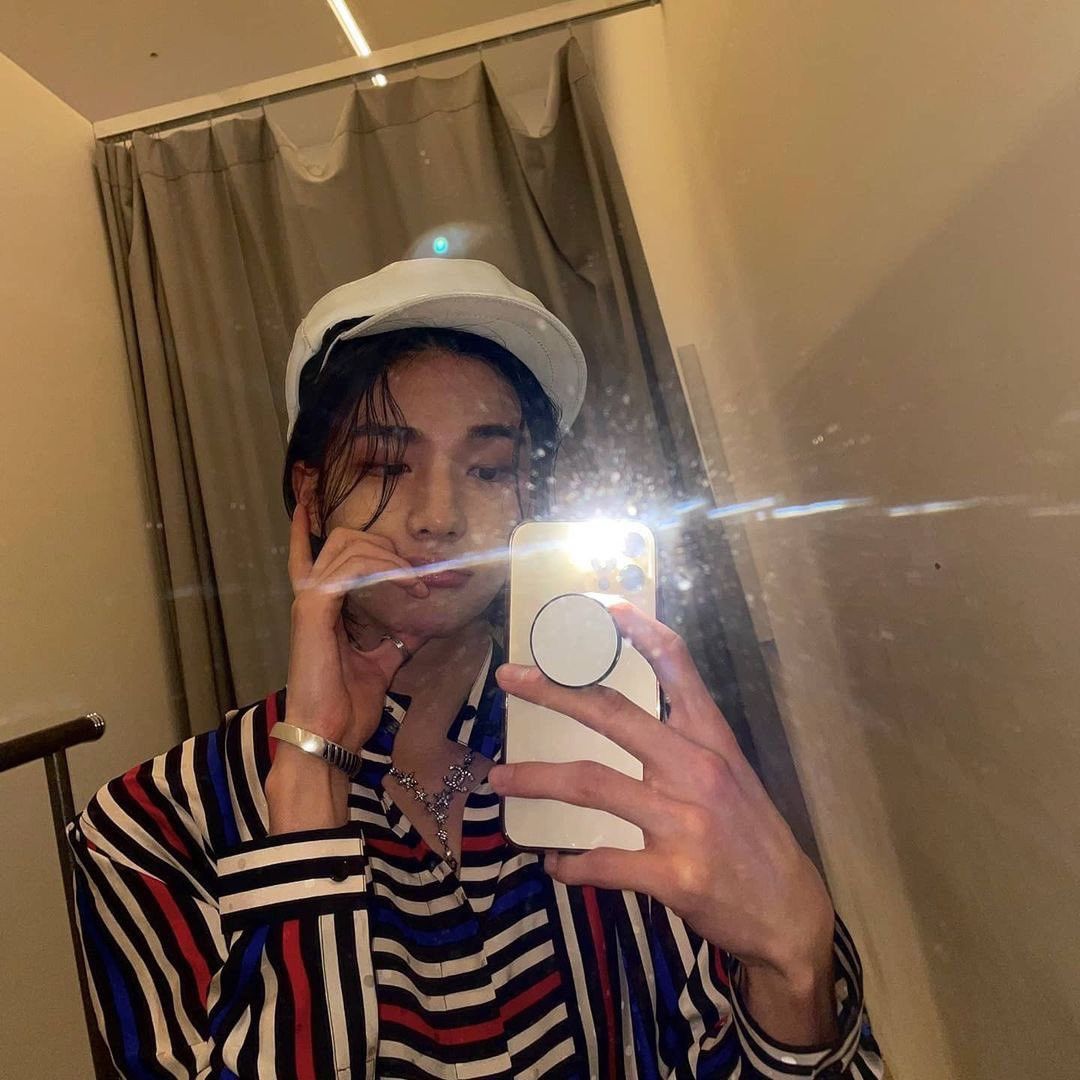 Saint Laurent Paris Saint Laurent Multicolor Silk Shirt A/W 21 Size US L / EU 52-54 / 3 - 7 Thumbnail